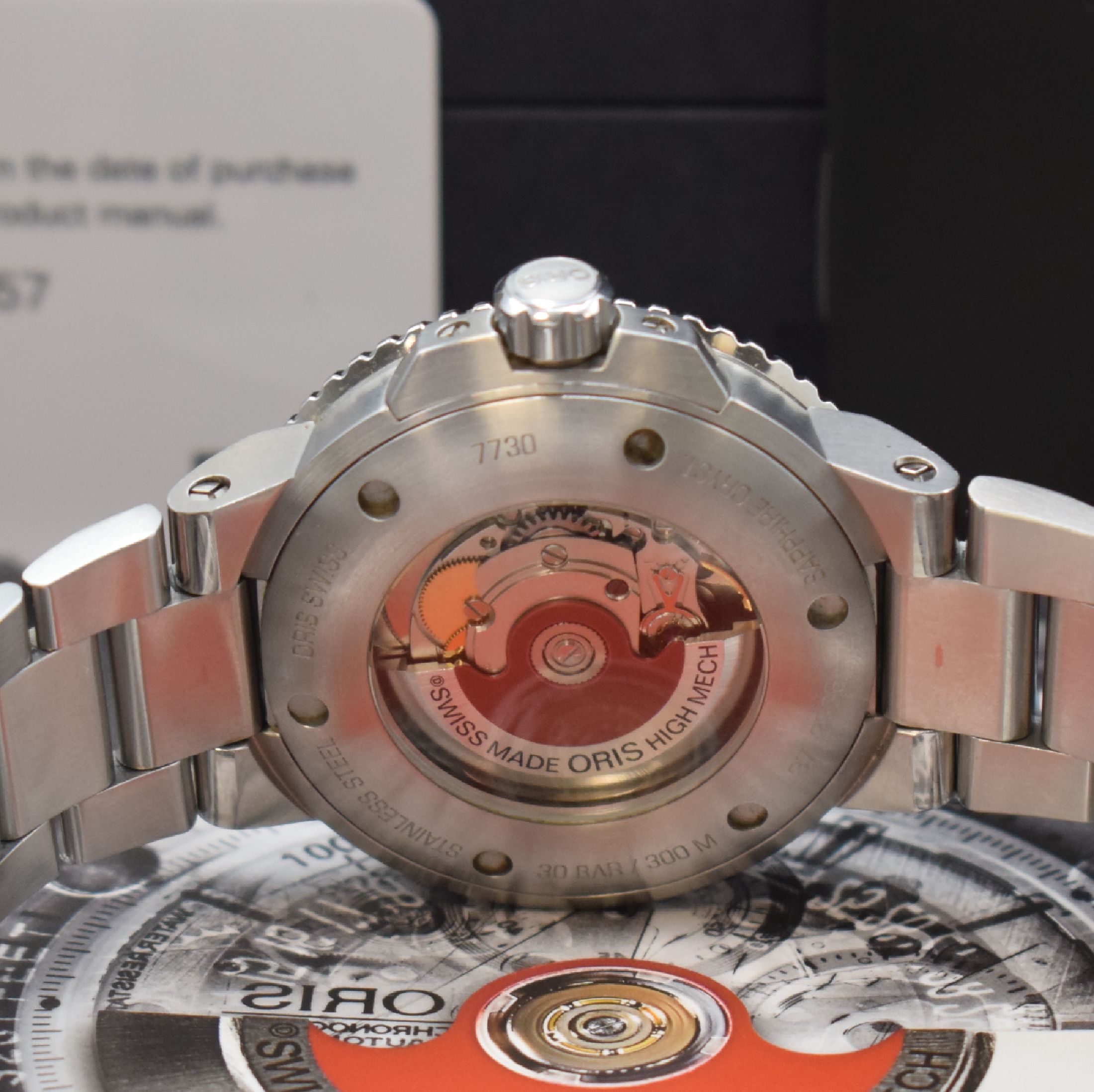 Detail d: ORIS Aquis Herrenarmbanduhr in Edelstahl Referenz 0173377304157, Schweiz um 2018, Automatik, beids. vergl. Geh. inkl. Gliederband mit Faltschl., ...