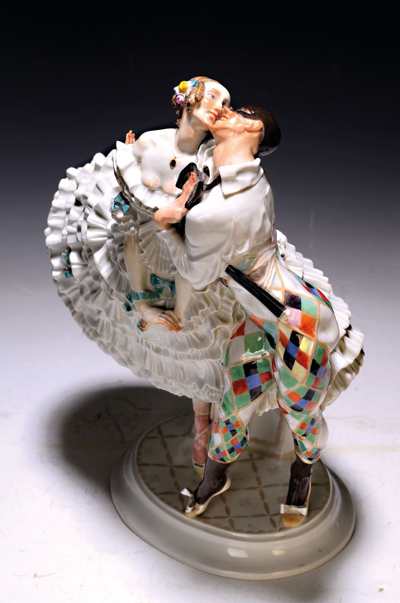Detail a: Porzellangruppe, Meissen, 20/30er Jahre, Entwurf Paul Scheurich von 1913, Ausformung 20/30er Jahre, Harlekin und Kolumbine aus dem Russischen ...
