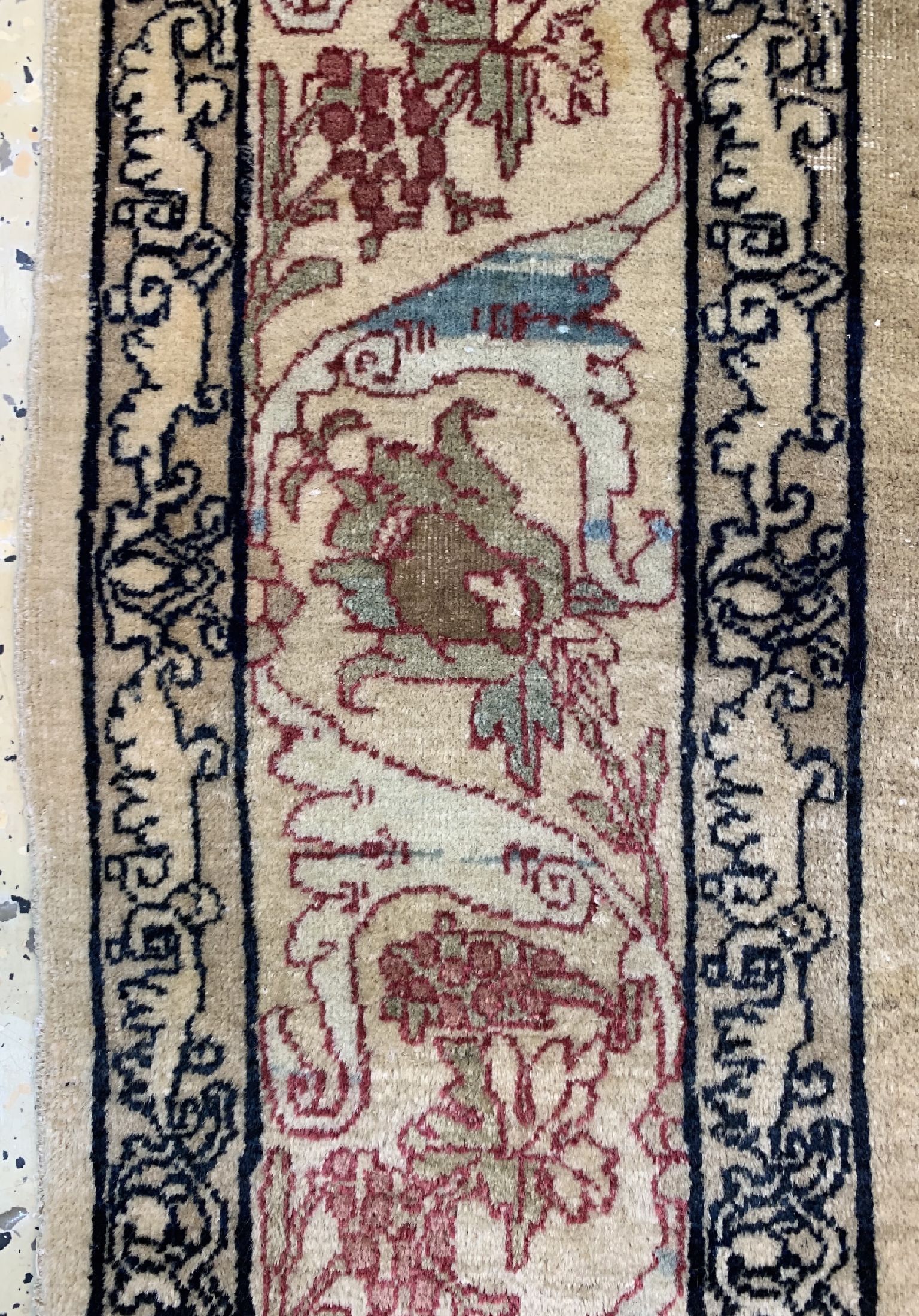 Detail d: Antiker Kerman, Persien, 19.Jhd, Korkwolle auf Baumwolle, ca. 195 x 144 cm, EHZ: 2-3