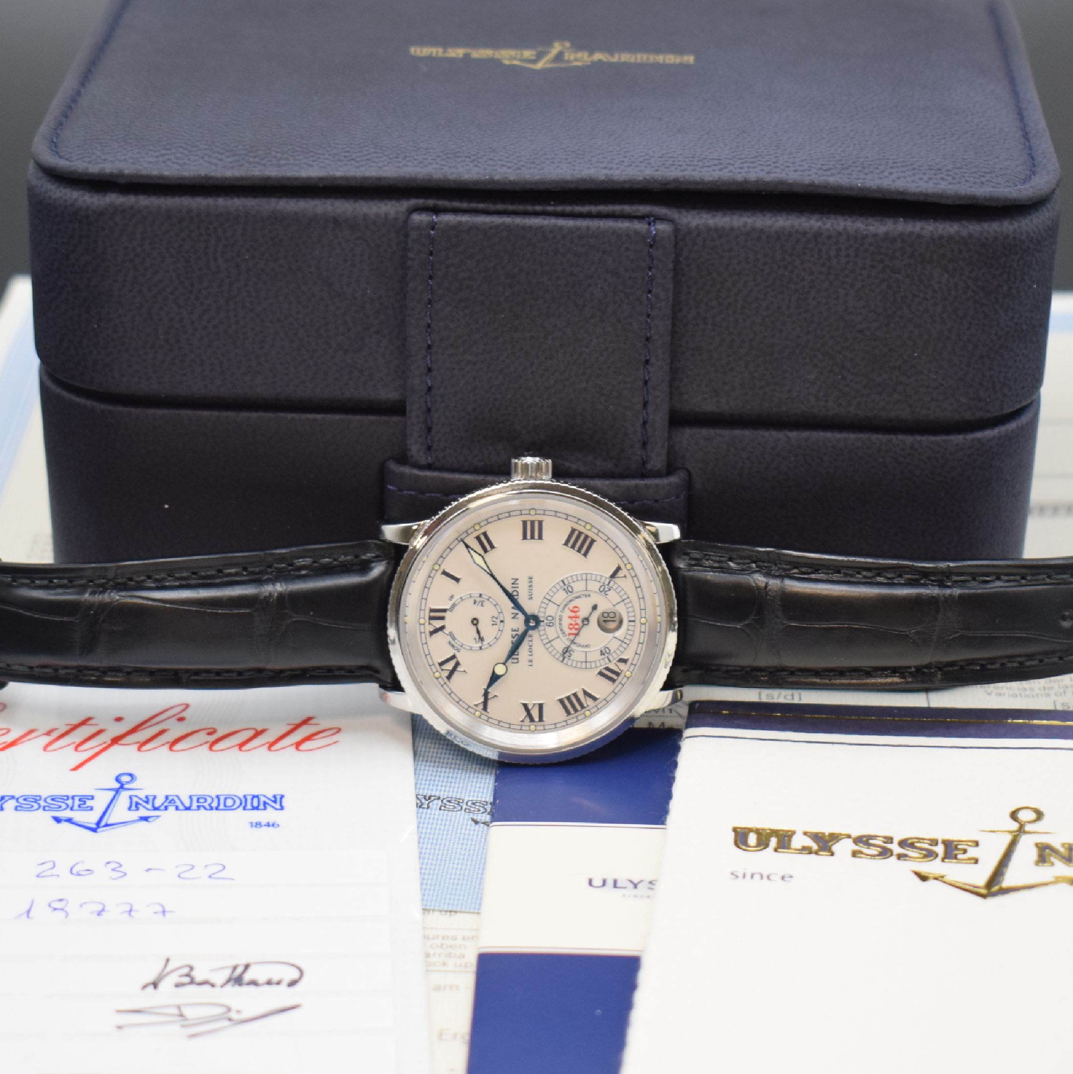 Detail e: ULYSSE NARDIN Marine 1846 Armbandchronometer Referenz 263-22, Automatik, Schweiz um 2000, Edelstahlgeh. inkl. orig. Lederband m. orig. Dornschl., ...