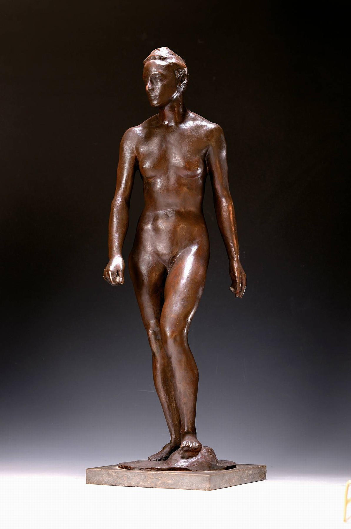 Detail h: Richard Scheibe, 1879 Chemnitz-1964 Berlin, Die Aufsteigende, Bronze von 1945, patiniert, Gießerstempel H. Noack Berlin-Friedenau, signiert R.Sch. ...