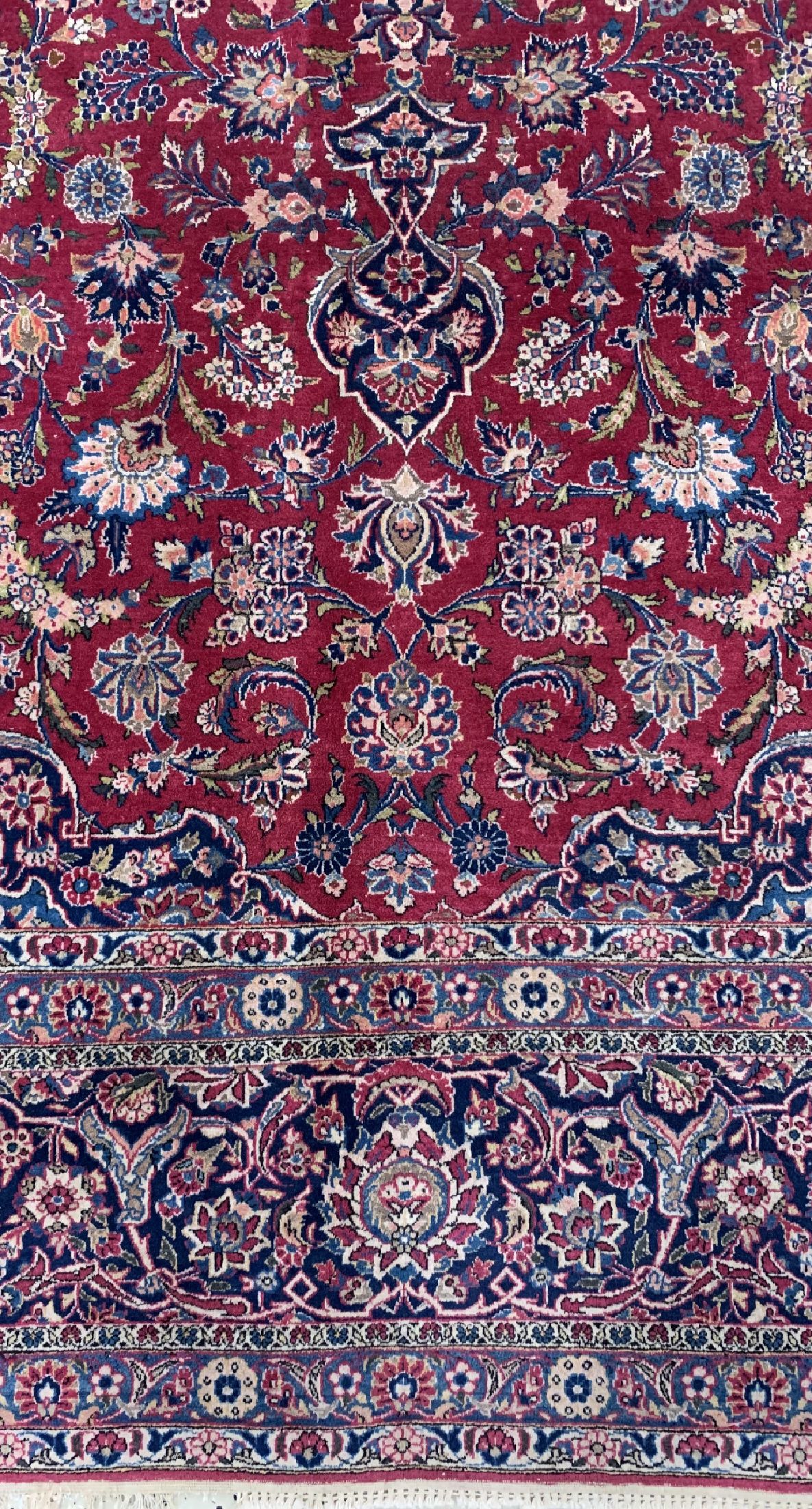 Detail b: Keschan Kork fein, Persien, um 1960, Korkwolle auf Baumwolle, ca. 440 x 315 cm, Reinigungsbedürftig, EHZ: 2