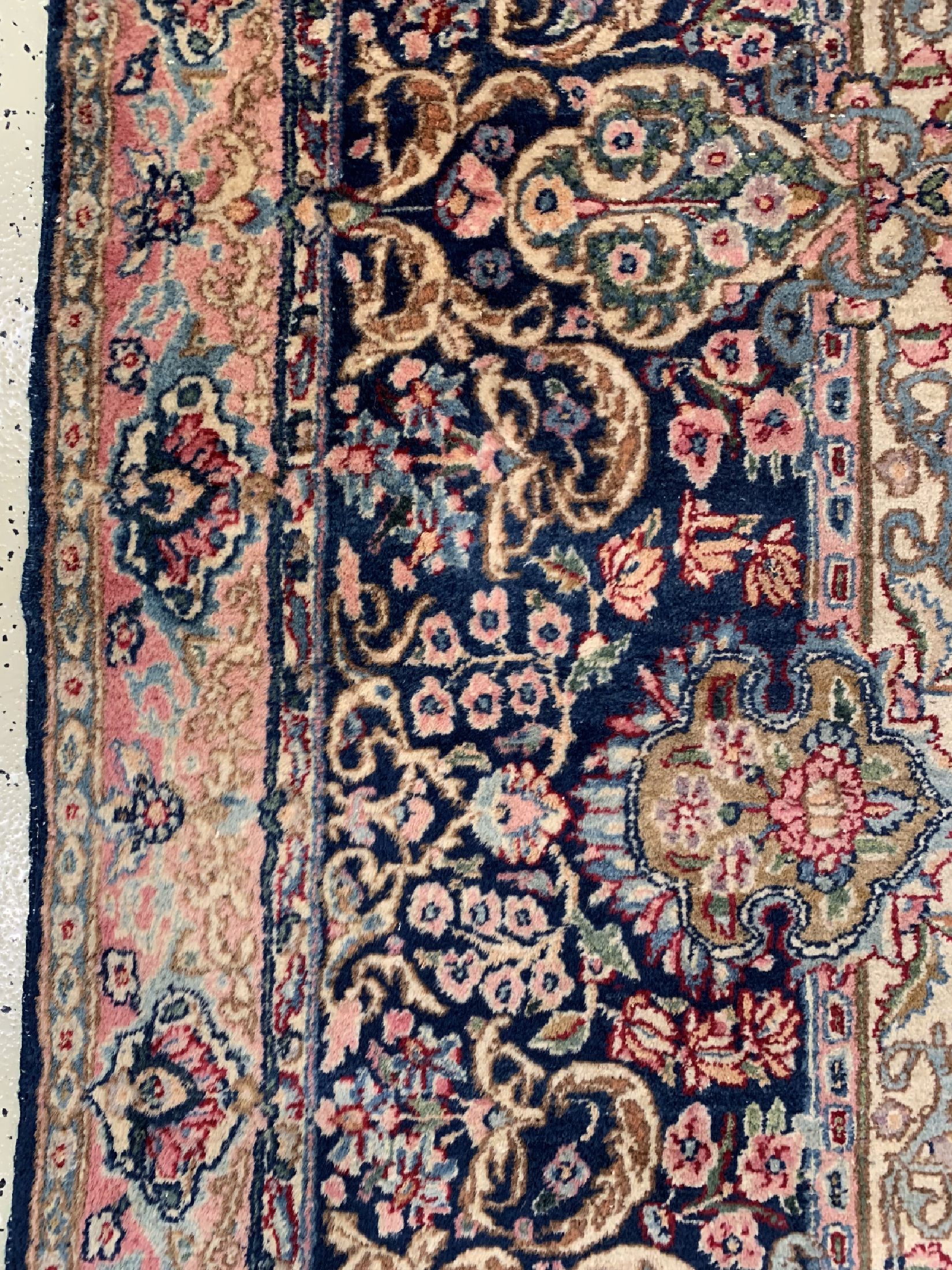 Detail d: Antiker Kerman Lawar, Persien, um 1900, Wolle auf Baumwolle, ca. 437 x 300 cm, Reinigungsbedürftig, EHZ: 2