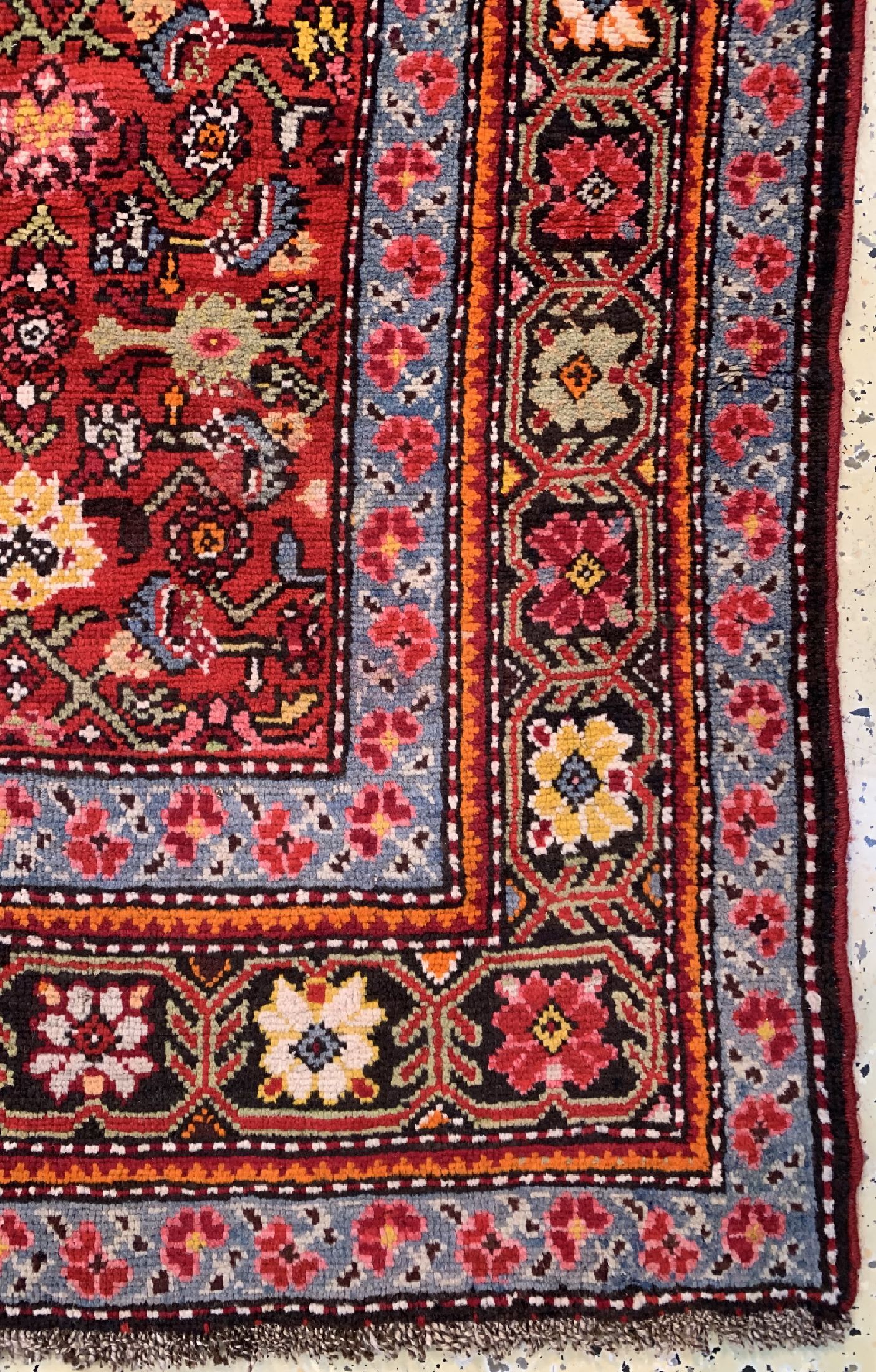 Detail a: Karabagh alt, Kaukasus, um 1930, Wolle auf Wolle, ca. 290 x 155 cm, EHZ: 2, (kleine Restaurierungen).