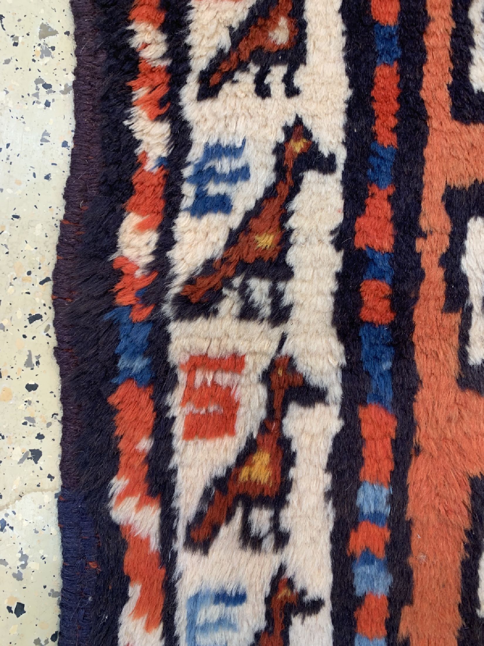 Detail c: Luri Gabbeh alt, Persien, um 1920/1930, Wolle auf Wolle, ca. 153 x 104 cm, EHZ: 1-2