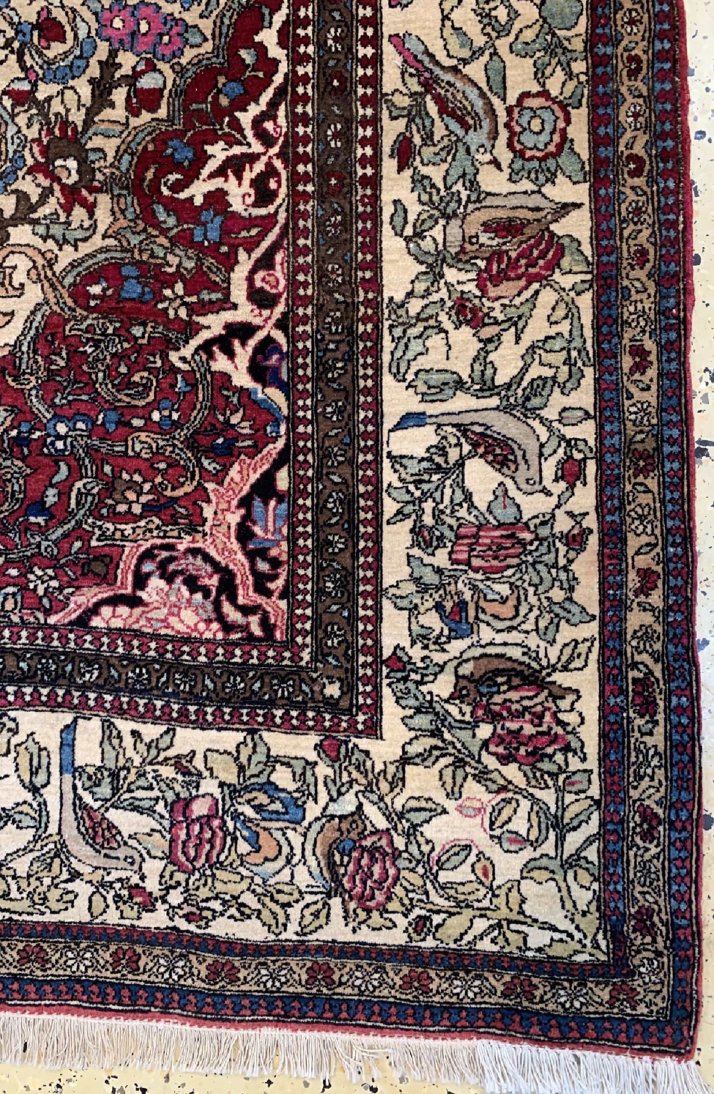 Detail a: Antiker Esfahan, Persien, um 1900, Wolle auf Baumwolle, ca. 212 x 145 cm, EHZ:2 (kleine Flecken).