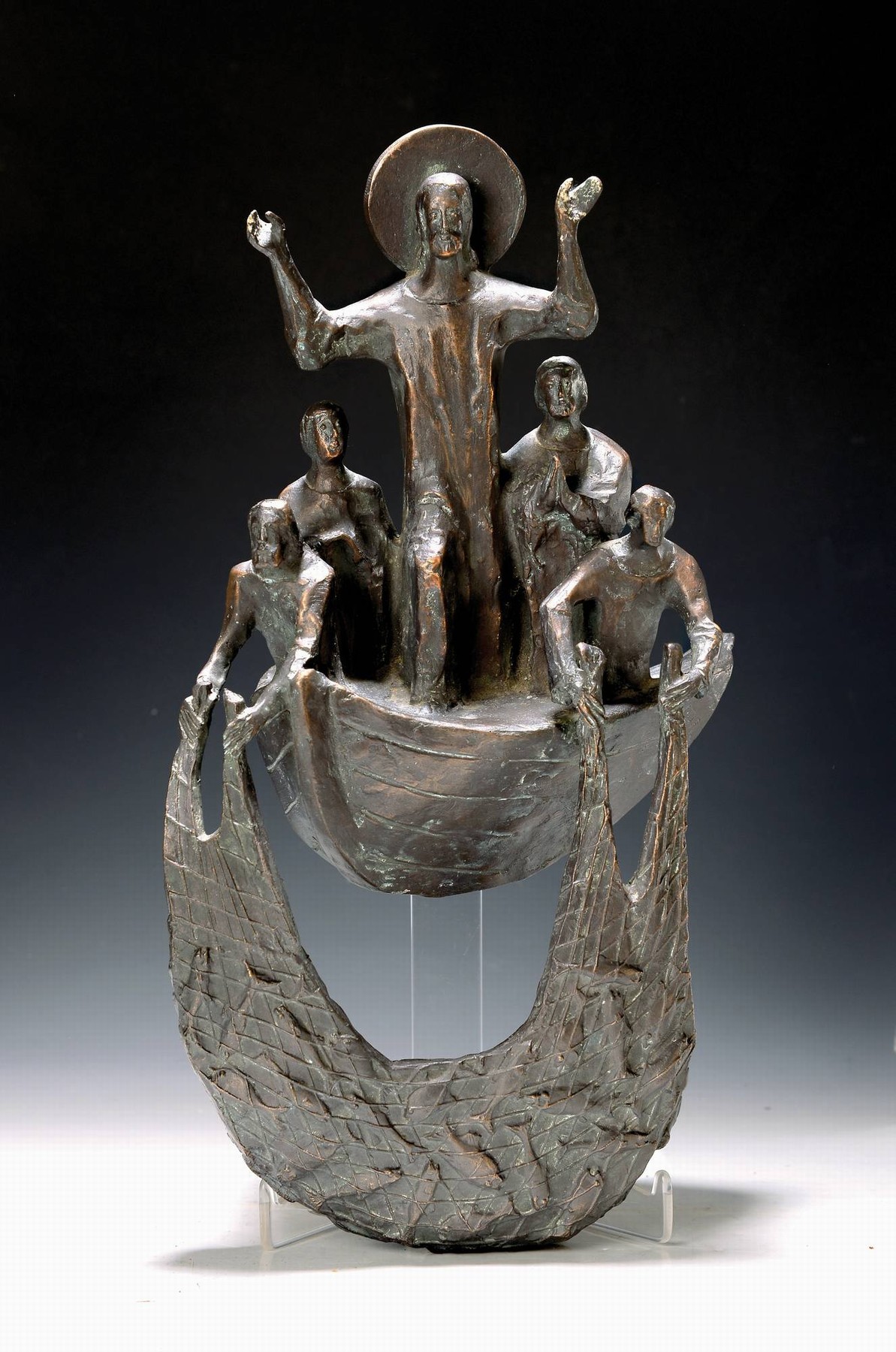 Herrmann Schilcher, 1909 Oberammergau - 2003, Bronzeplastik, bräunlich patiniert, der wunderbare Fischzug, Christus in Bedeutungsperspektive auf ...