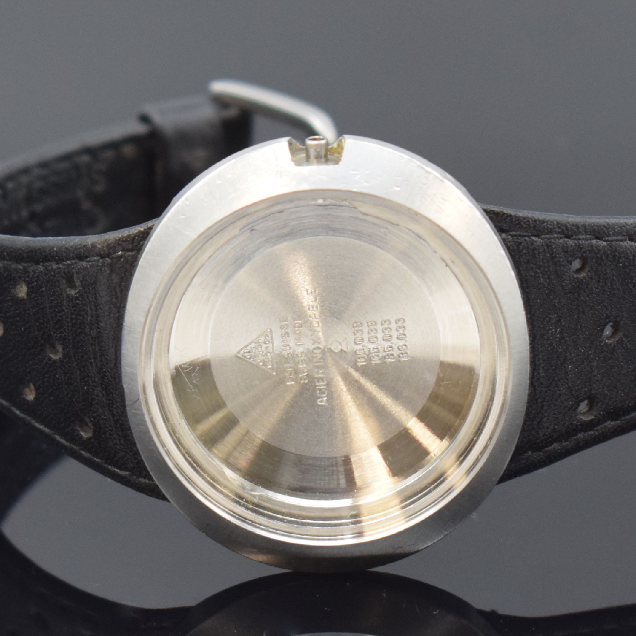Detail e: OMEGA Dynamic Automatic Herrenarmbanduhr in Stahl/Lederband Referenz 166.039, Schweiz um 1969, Automatik, Monocoque-Geh., orig. Glas u. Krone, silb. ...