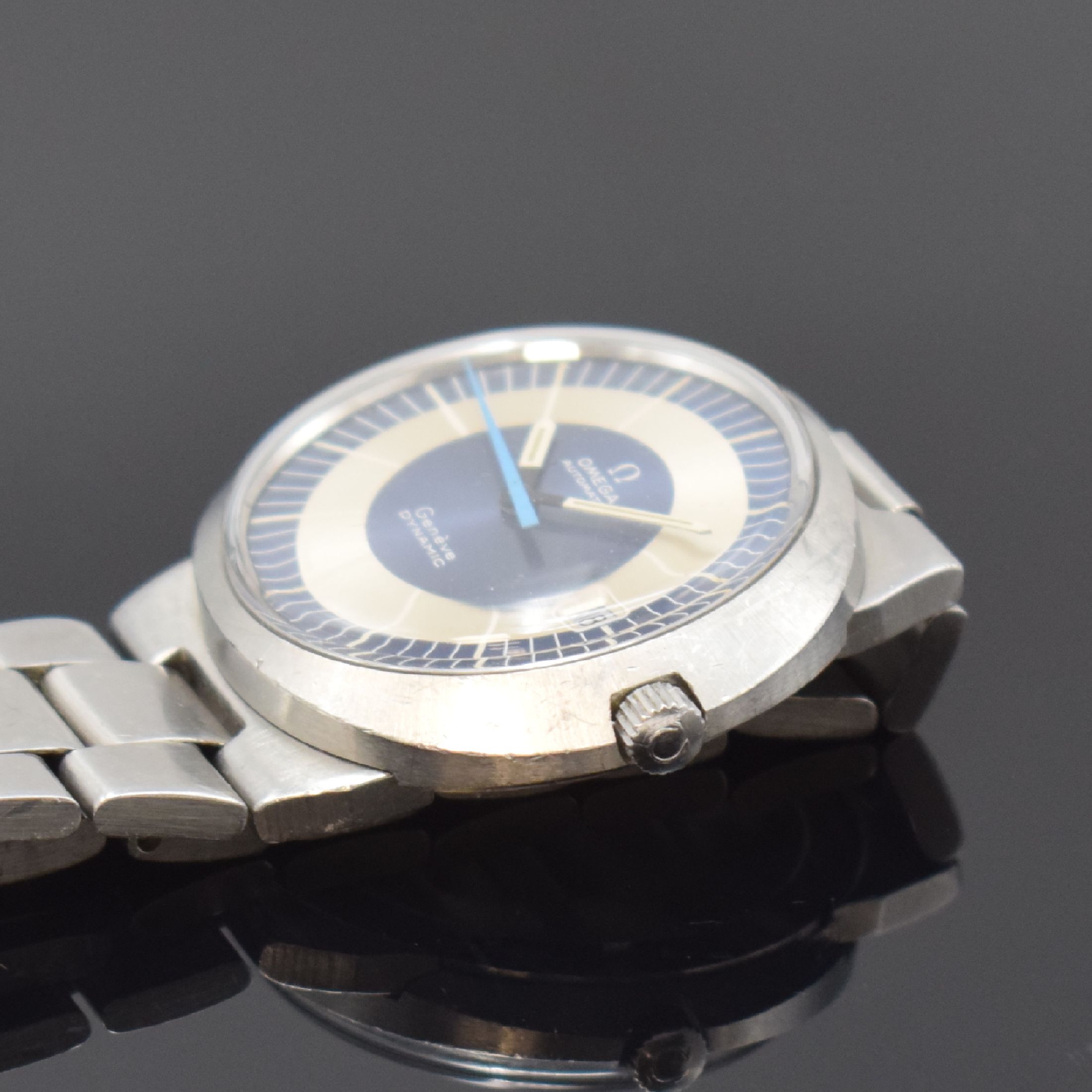 Detail c: OMEGA Dynamic Automatic Herrenarmbanduhr in Stahl/Stahlband Referenz 166.039, Schweiz um 1969, Automatik, Monocoque-Geh., Stahlband Ref. 1153/138, ...
