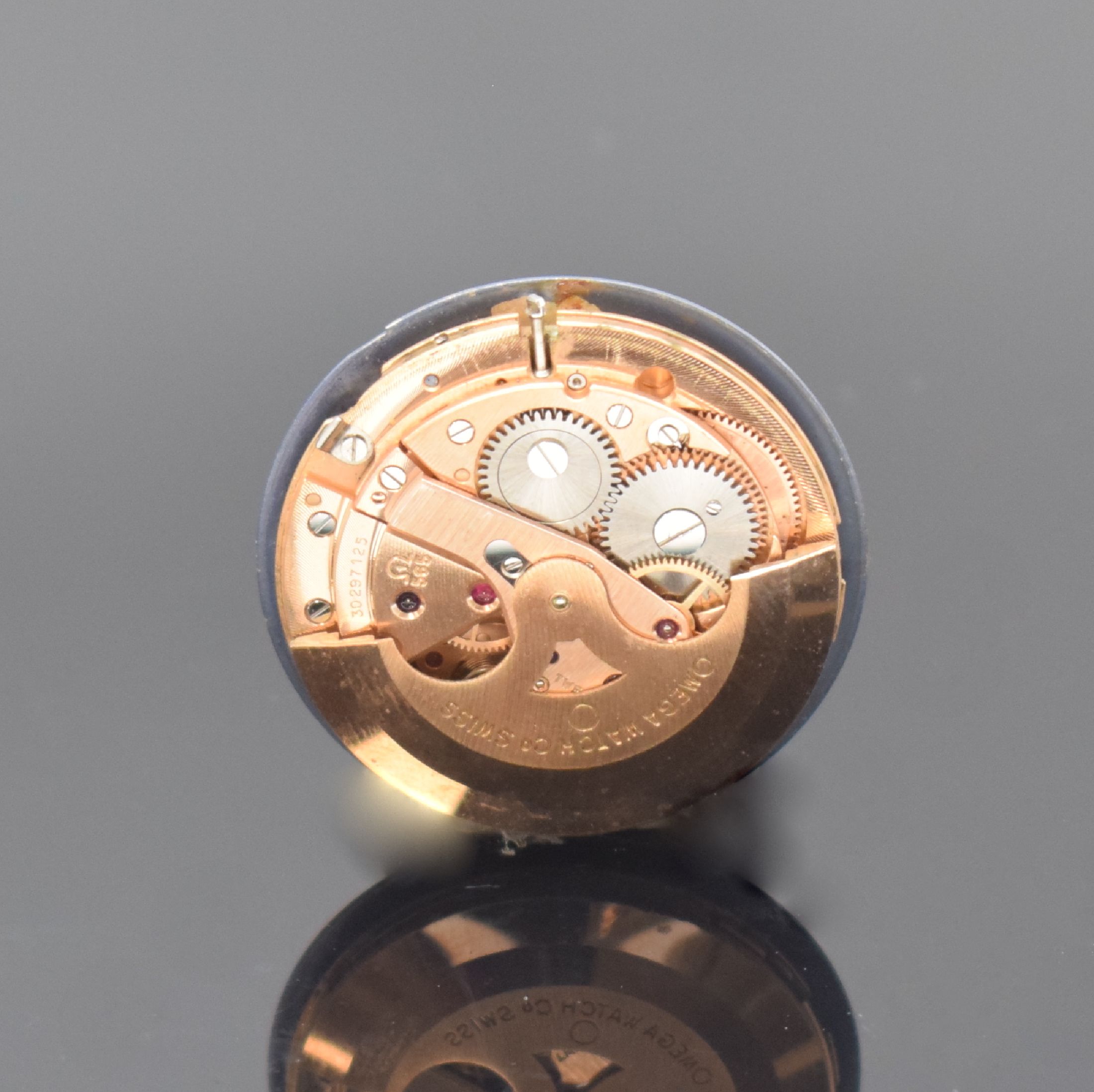 Detail f: OMEGA Dynamic Automatic Herrenarmbanduhr in Stahl/Stahlband Referenz 166.039, Schweiz um 1969, Automatik, Monocoque-Geh., Stahlband Ref. 1153/138, ...