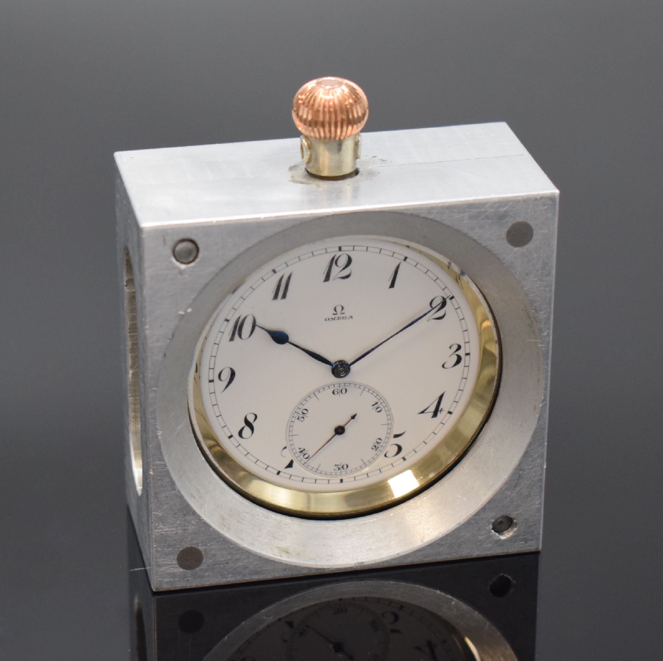 Detail c: OMEGA Chronometre de Bord Kaliber 47.7 sehr seltenes Wettbewerbs-Chronometer, Schweiz um 1952, beids. verglastes Nickelgeh., orig. Aluminium ...