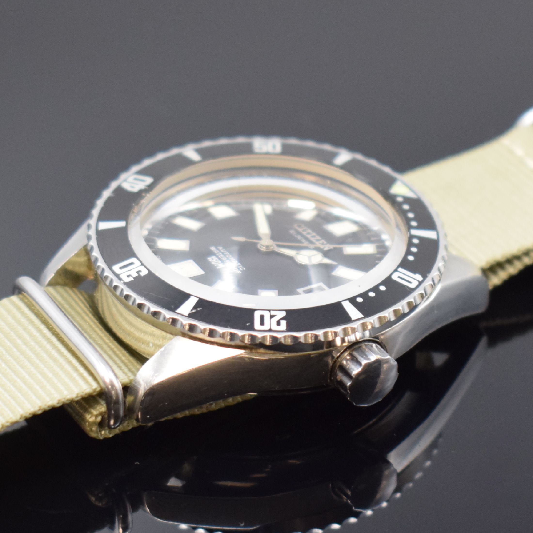 Detail b: CITIZEN 150m Vintage-Taucheruhr in Stahl Referenz 62-5370, Japan um 1970, Automatik, verschr. Geh., beids. drehb. Lünette m. 60er- Tlg., Krone ...
