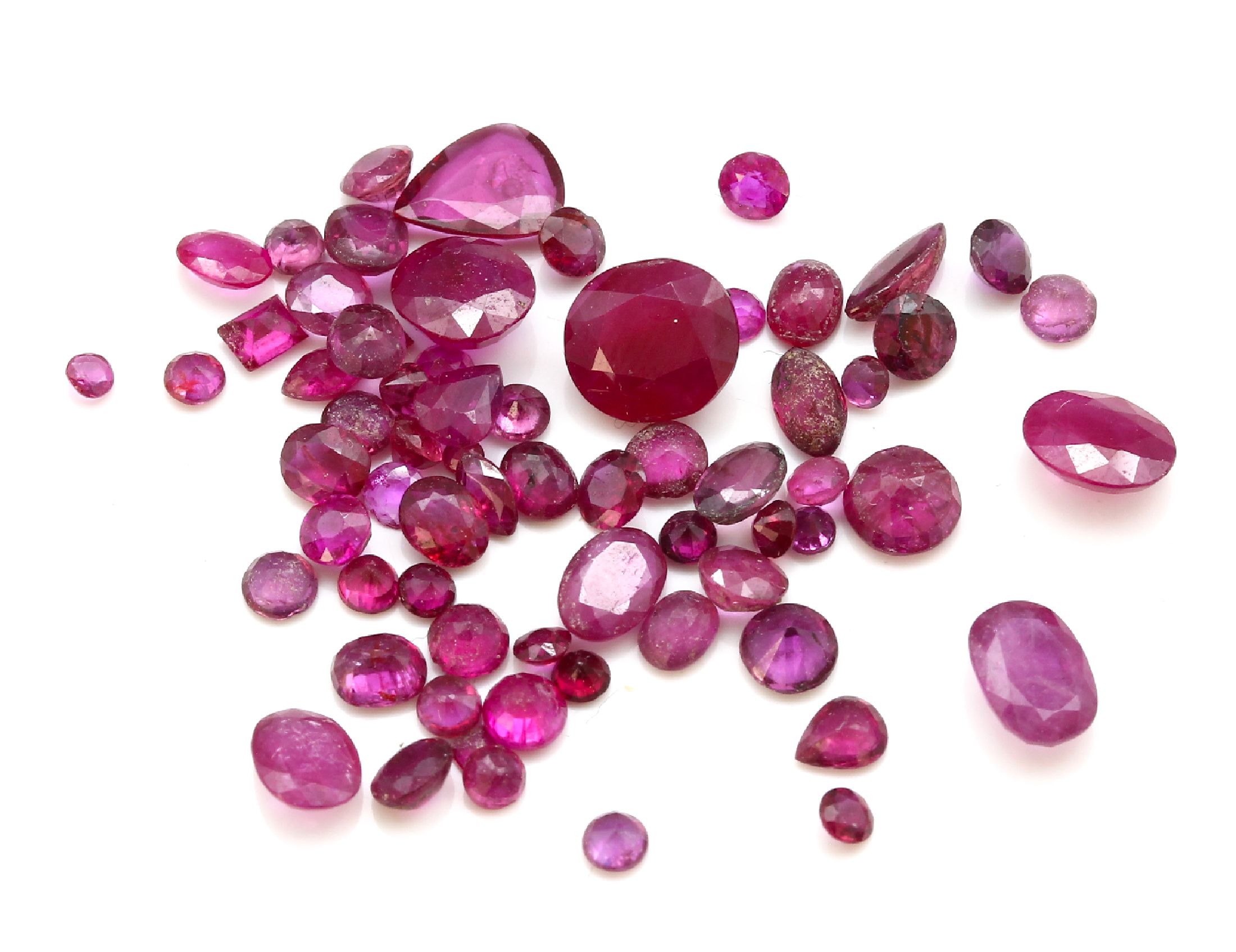 Detail a: Konvolut lose Rubine zus. ca. 20.00 ct, versch. Größen, Formen und Farben, z.T. beh.