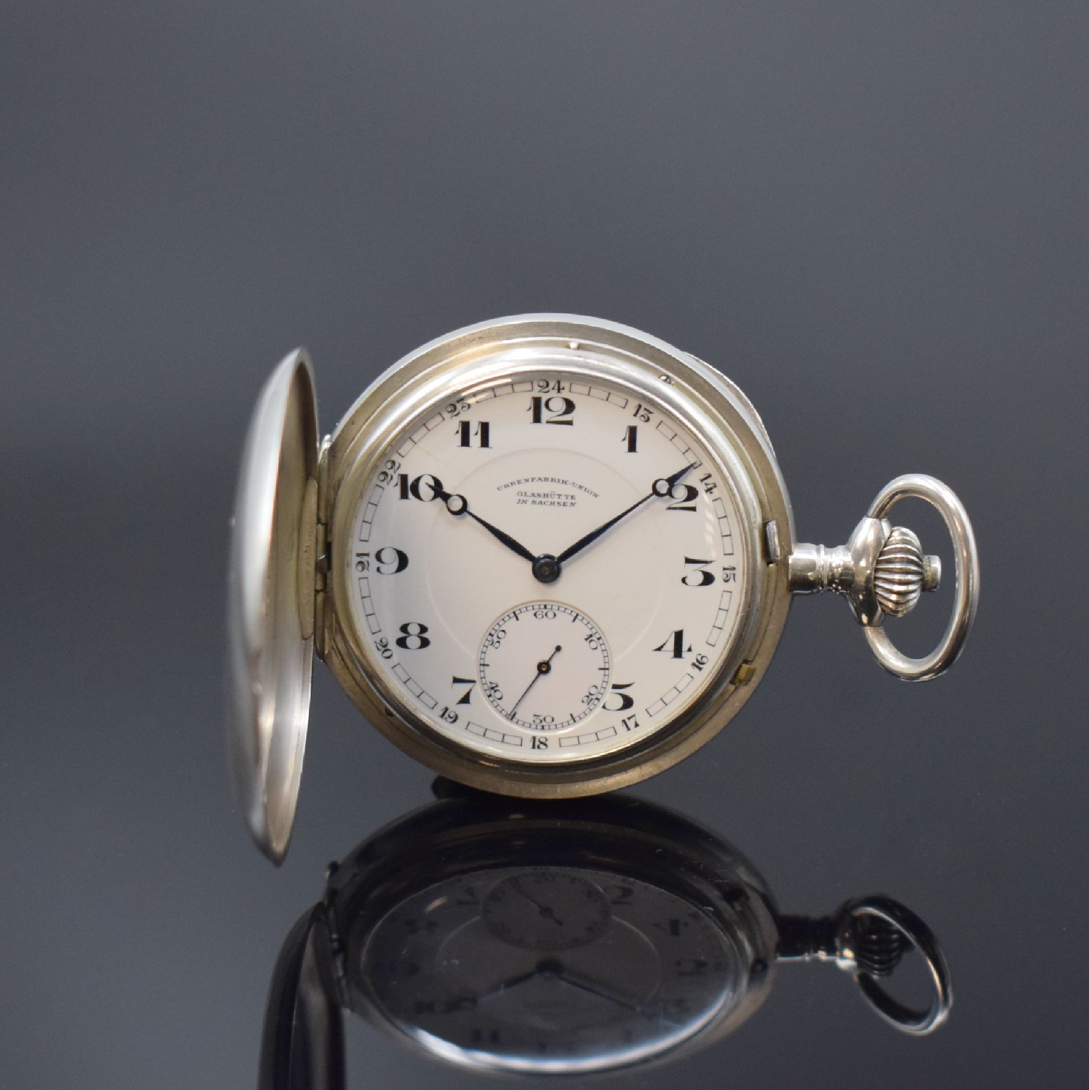 UHRENFABRIK UNION GLASHÜTTE schwere Herrensavonette in Silber, Deutschland um 1920, glattes Lucia-Geh., 2-tlg. Emailzifferbl. m. arab. Zahlen riss., ...