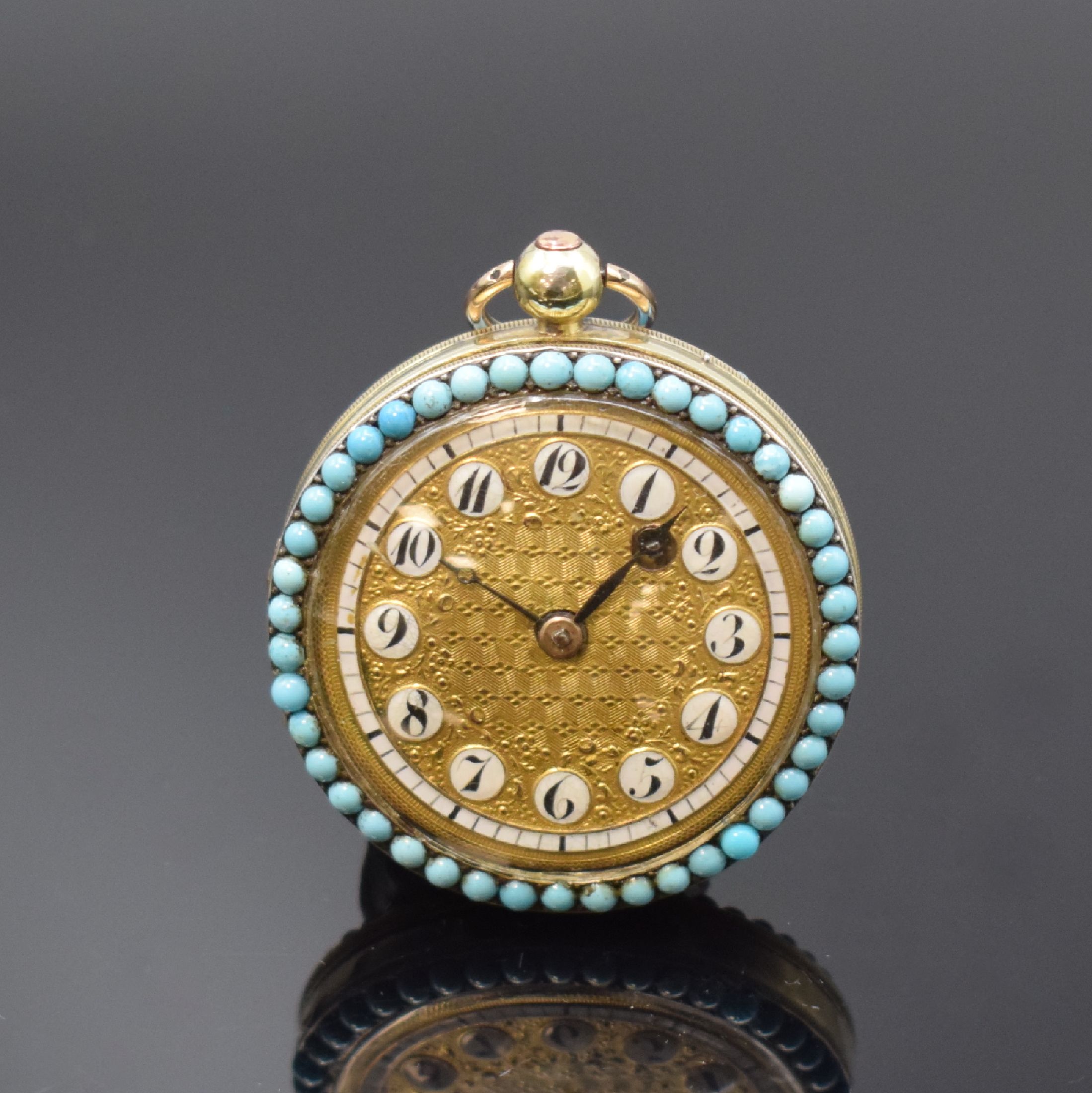 Spindeltaschenuhr mit Schmucksteinbesatz, Schweiz um 1820, glattes verg. Geh. dell., verg. Zifferbl. m. arab. Emailkartuschen, Emailminuterie, Zeiger ...