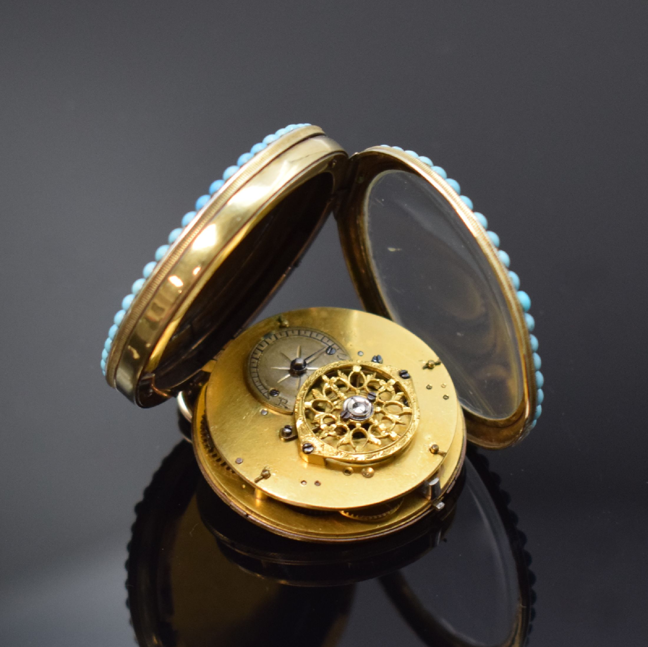 Detail c: Spindeltaschenuhr mit Schmucksteinbesatz, Schweiz um 1820, glattes verg. Geh. dell., verg. Zifferbl. m. arab. Emailkartuschen, Emailminuterie, Zeiger ...