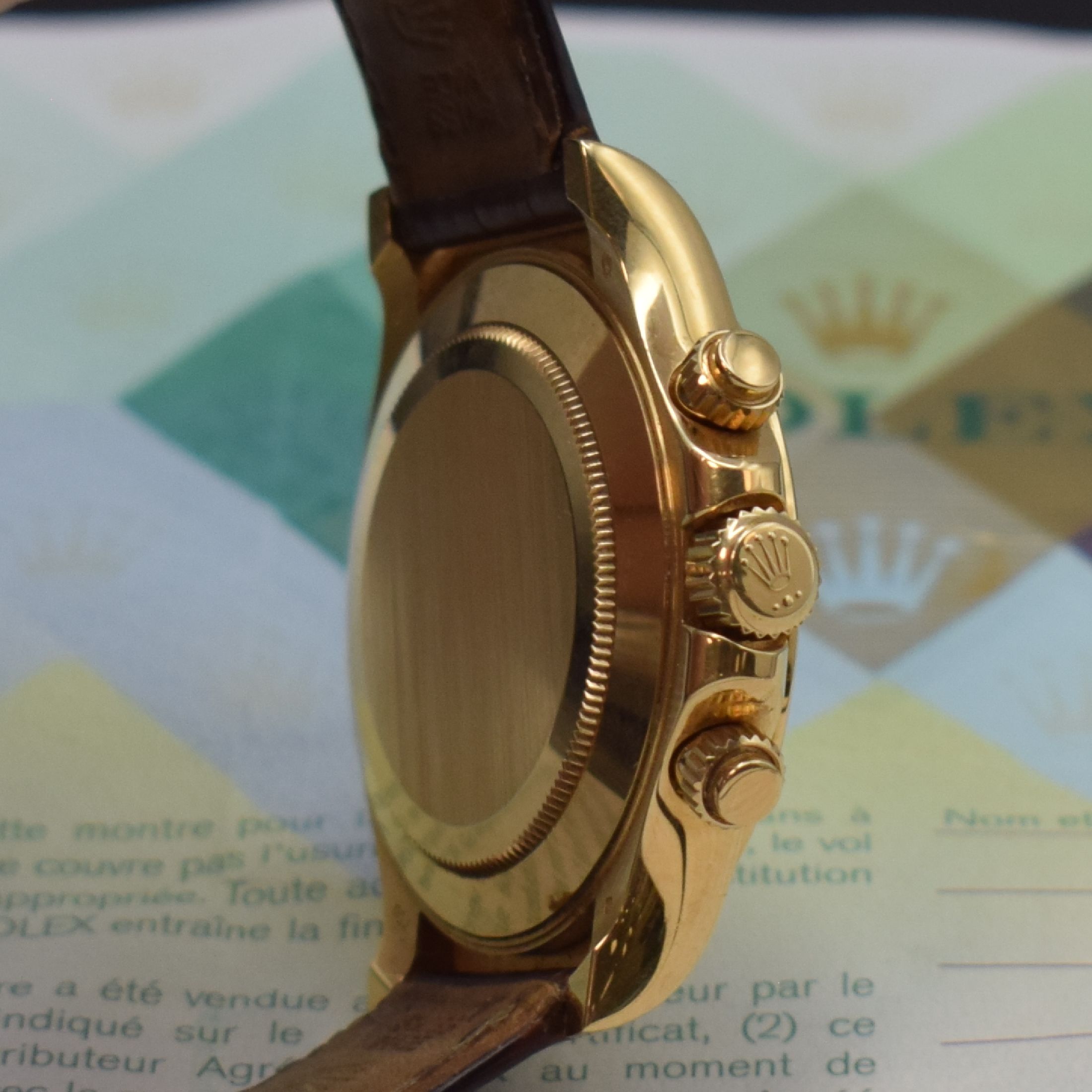 Detail d: ROLEX Herrenarmbanduhr Oyster Perpetual Cosmograph Daytona Referenz 116518, Automatik, D-Serie, Chronometer der Superlative in GG 750/000 inkl. orig. ...
