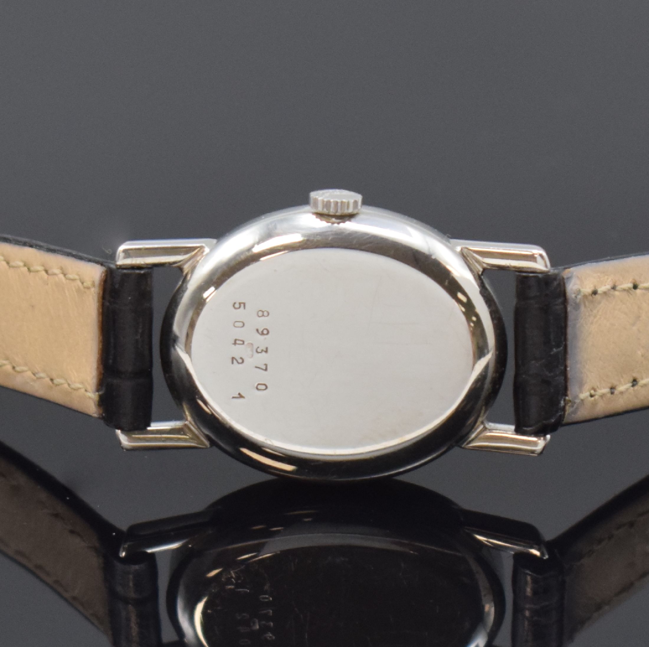 Detail c: CHOPARD Damenarmbanduhr in WG 750/000 Referenz 5042 1, Handaufzug, Schweiz um 1973, 2- teil. Geh., Boden aufgedr., Onyx-Zifferbl. m. 12 in WG gef. ...