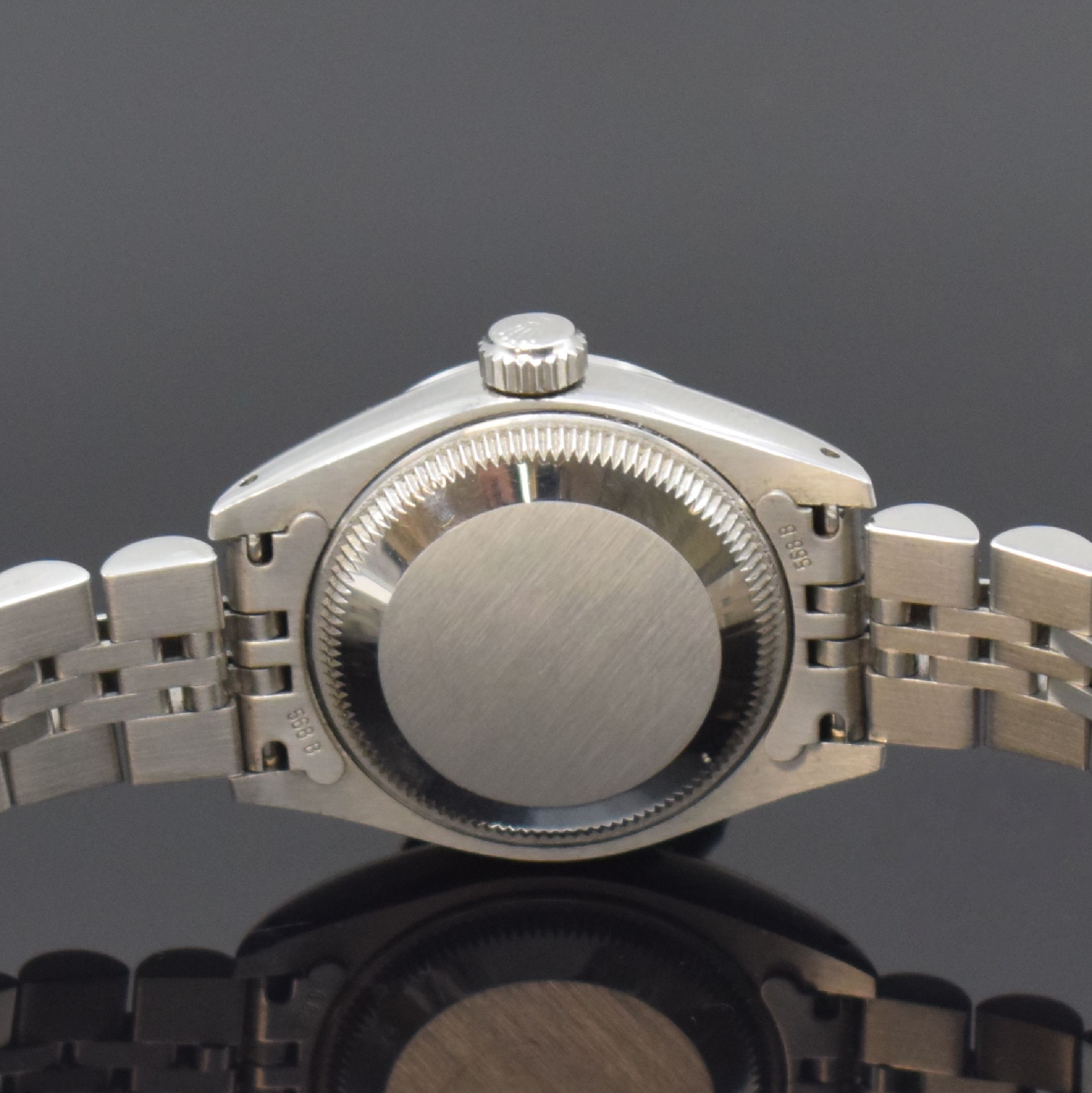 Detail d: ROLEX Damenarmbanduhr Oyster Perpetual Date Referenz 6916, Schweiz um 1970, Automatik, Edelstahlgeh. inkl. Jubileeband m. Faltschl., Boden u. Krone ...