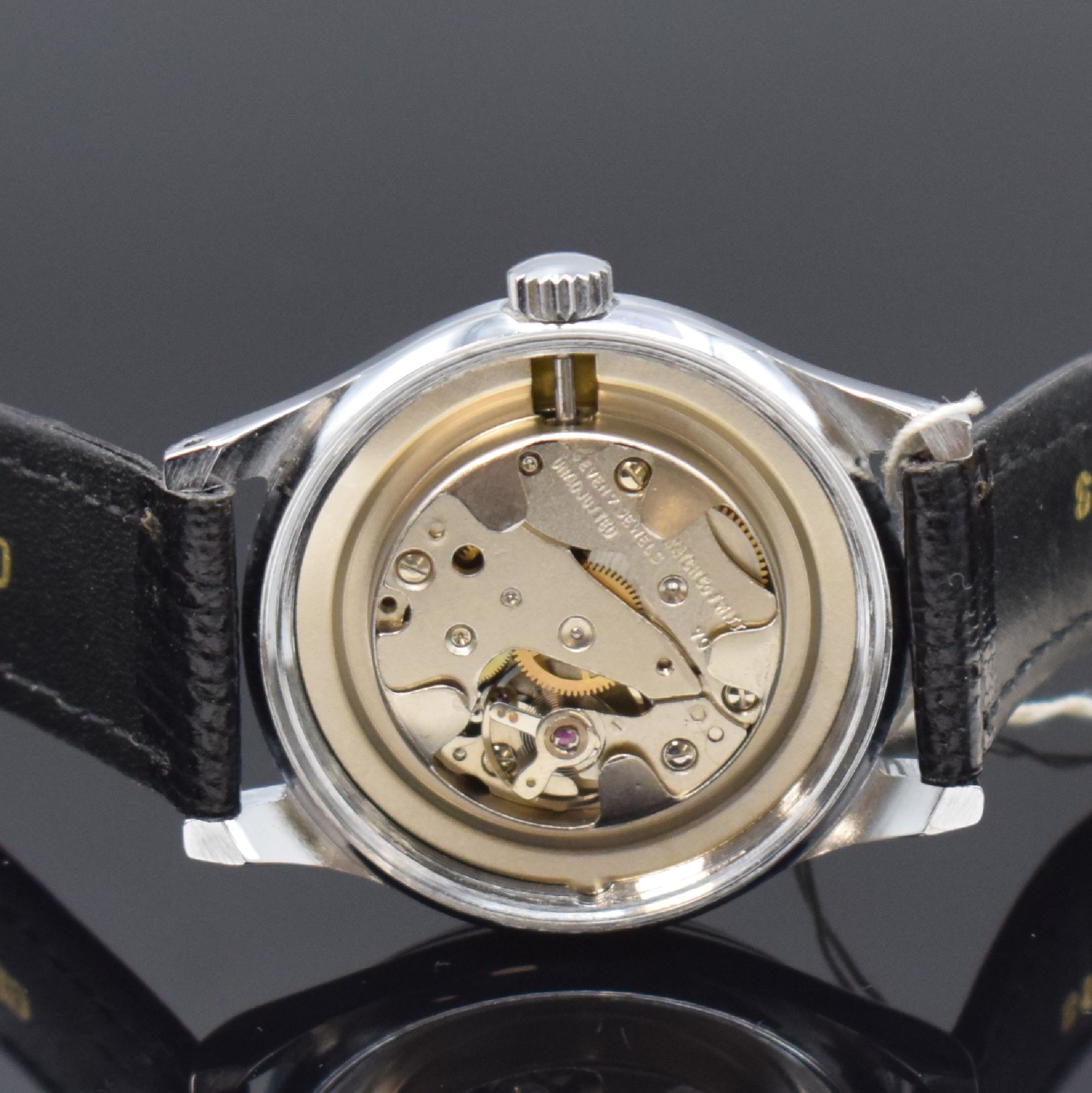 Detail d: ORIS Armbanduhr mit Zeigerdatum, Schweiz um 1996, Handaufzug, Edelstahlboden verschr., schwarzes Kontrastzifferbl., Leuchtzahlen, Anz. v. Std., Min., ...