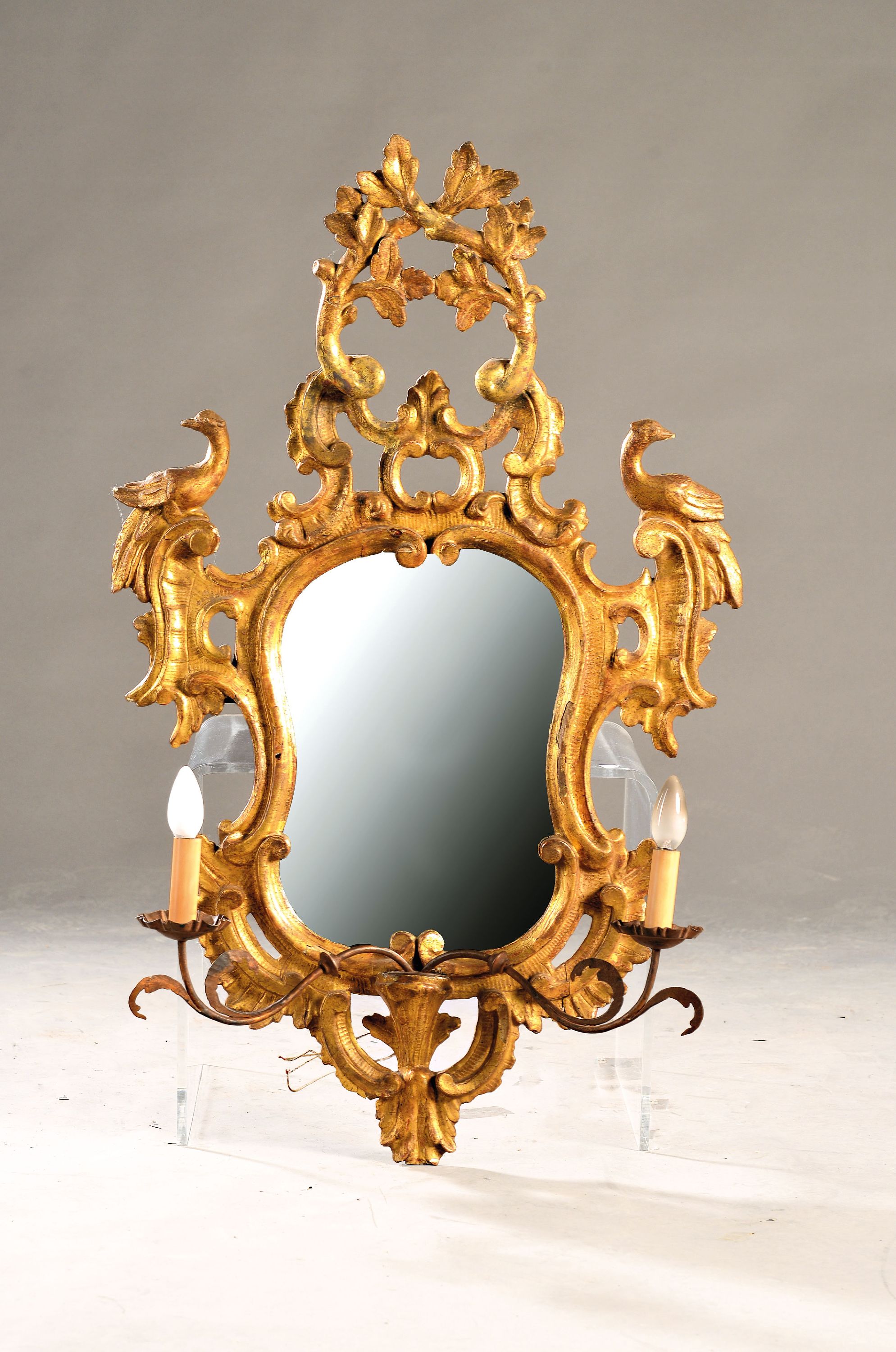 Image 26687819 - Wandspiegel, Barock, 18./19. Jh., Holz geschnitzt, mit Vogelmotiven und stil. Bäumen u. ...