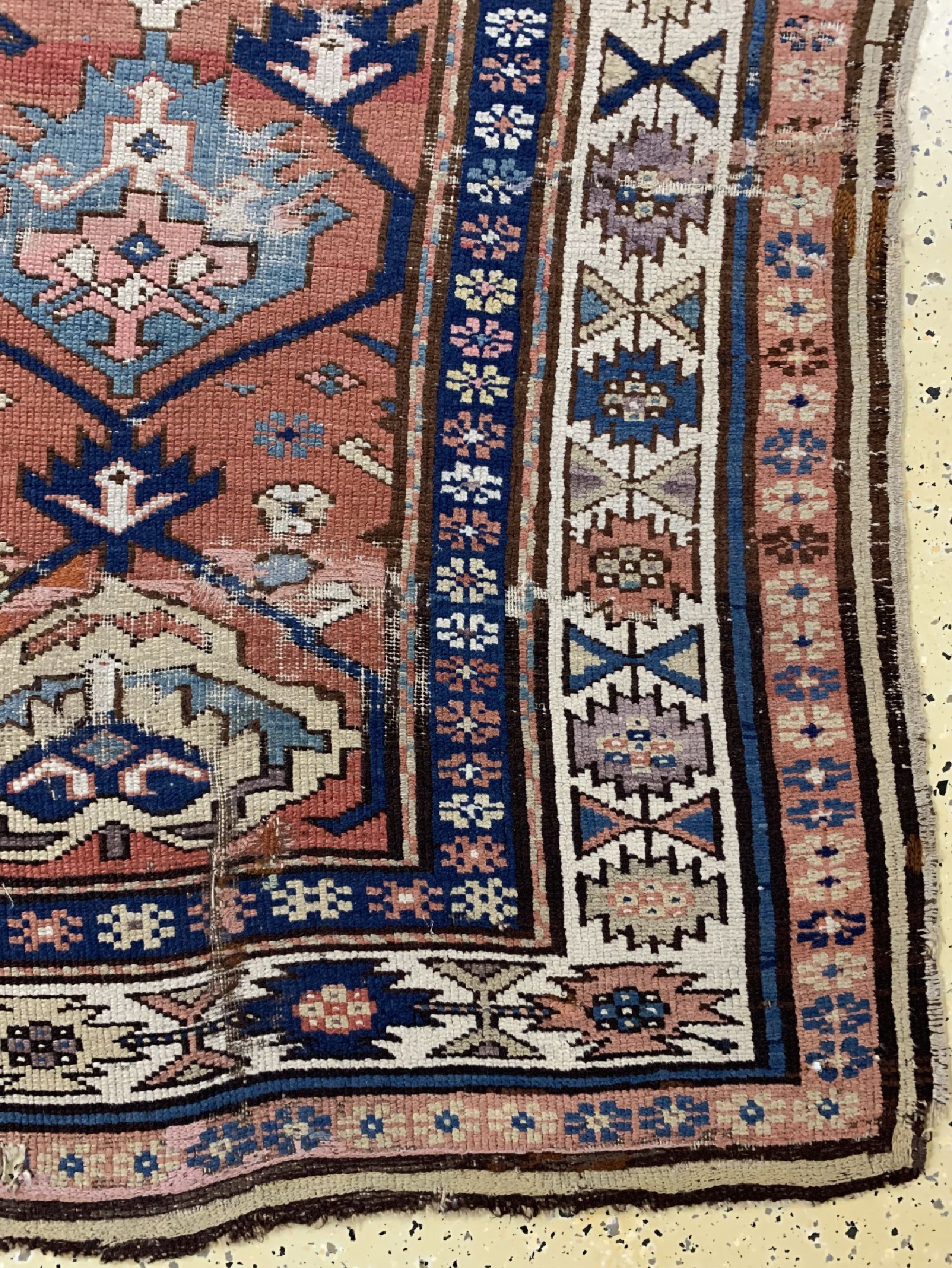 Detail a: Antiker Kazak, Kaukasus, um 1900, Wolle aufWolle, ca. 310 x 195 cm, EHZ: 4