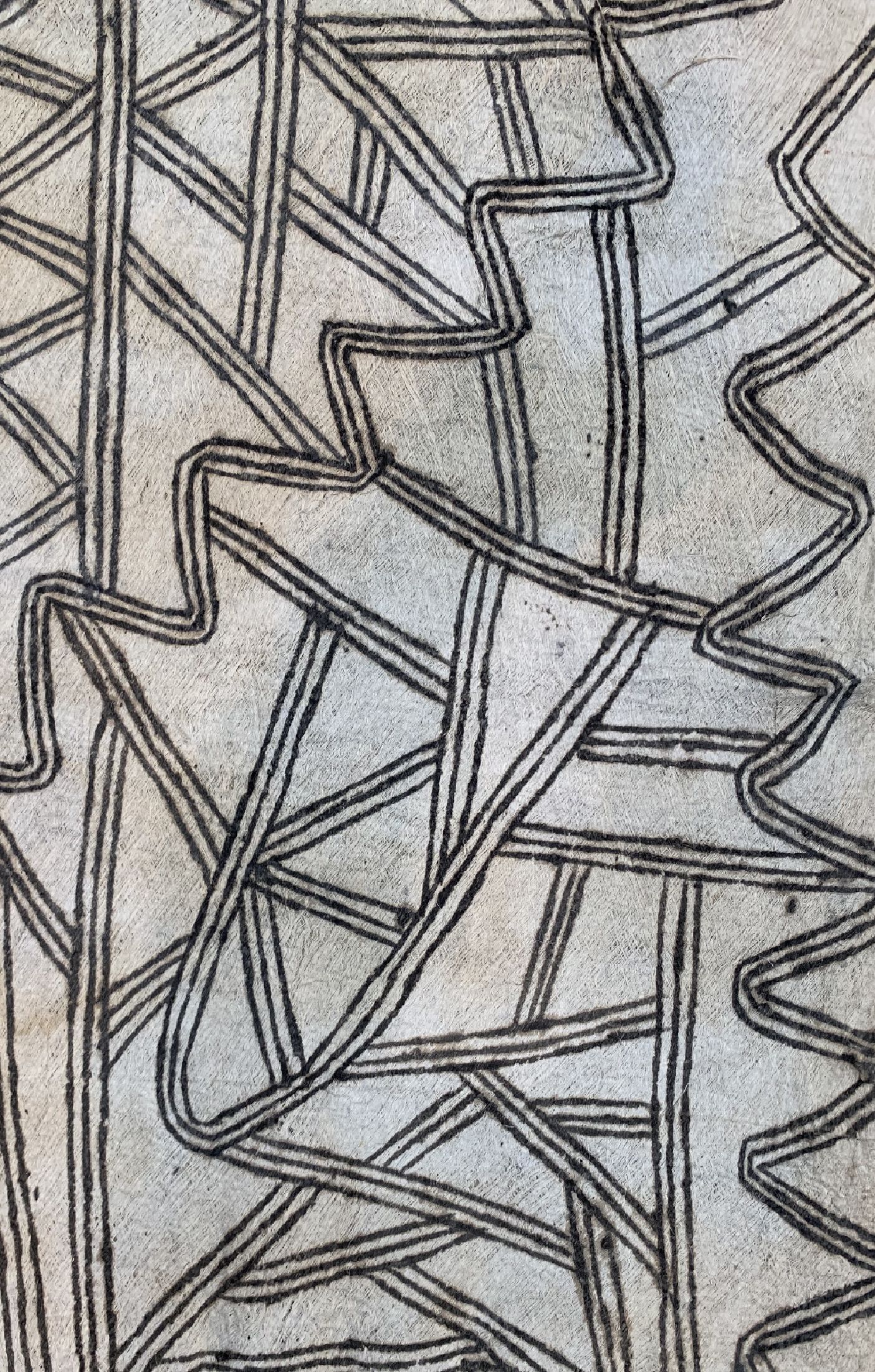 Detail a: 1 paar Mbuti Zeichungen, Kongo, Anfang 20.Jhd, Handgemalt auf Rindenbast, ca. 93 x 53cm, EHZ: 2