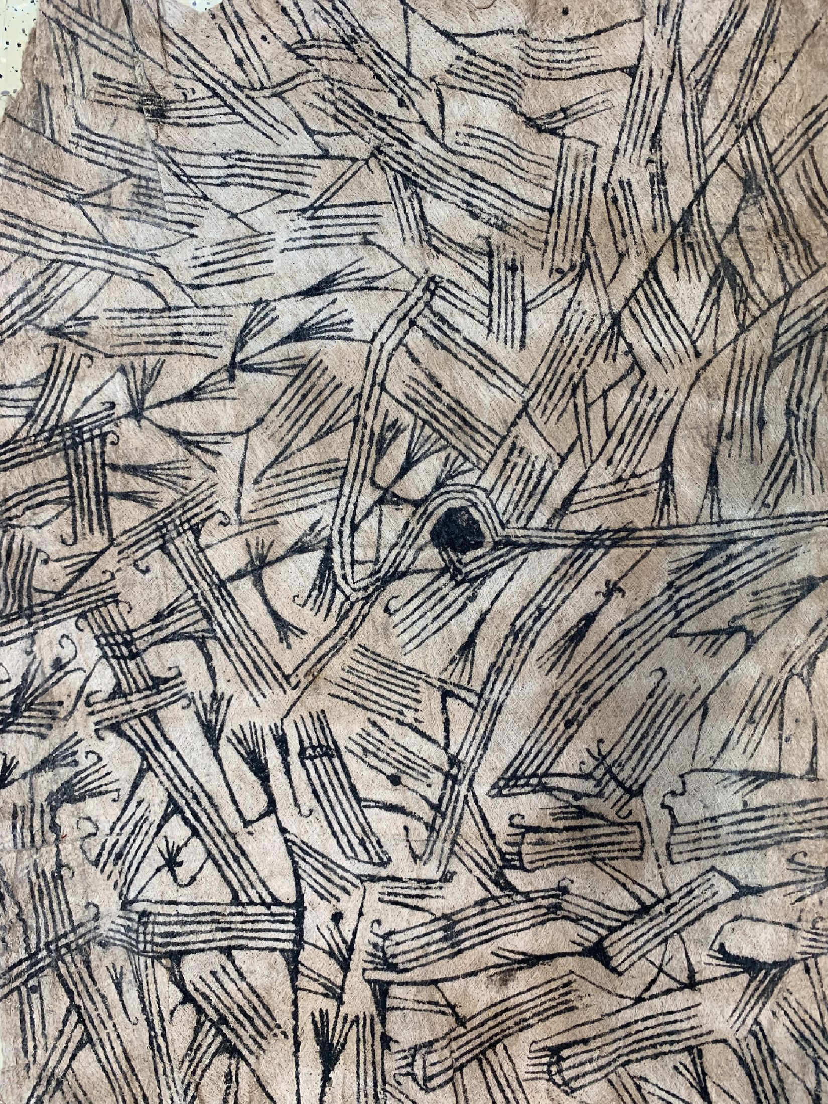 Detail b: 3 Mbuti Zeichungen, Kongo, Anfang 20.Jhd, Handgemalt auf Rindenbast, ca. 80 x 55 cm, EHZ: 2