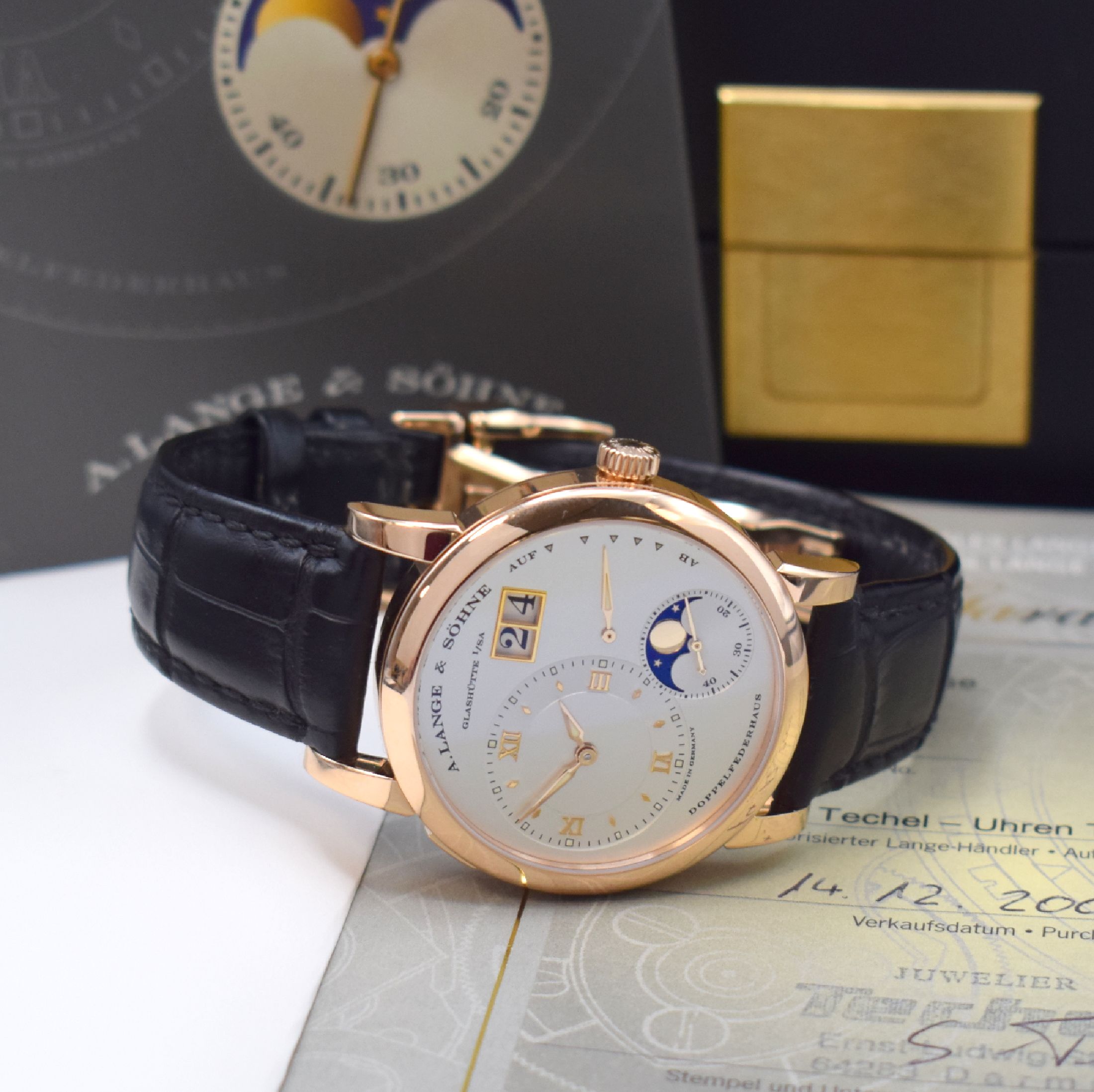 Detail b: A. LANGE & SÖHNE "Lange 1 Mondphase" feine Herrenarmbanduhr Referenz 109.032 in RoseG 750/000 mit original Box und Papieren, Deutschland ...