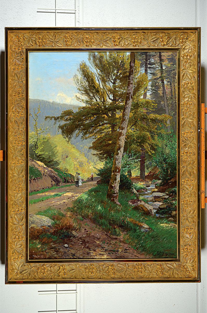 Detail k: Wilhelm Schröter, 1849 Dessau-1904 Karlsruhe, Spaziergänger auf einem Weg am Waldrand, rückseitig auf Etikett betitelt: Rauminzachtal, Öl/Lwd, ...
