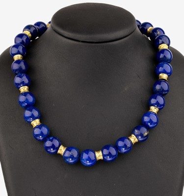 26688173a - 18 kt gold lapis lazuli-necklace