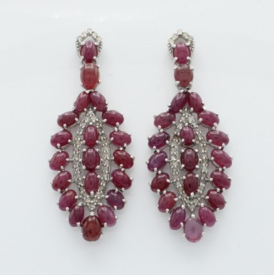 Image 26688255 - Paar Ohrgehänge mit Rubinen und Diamanten