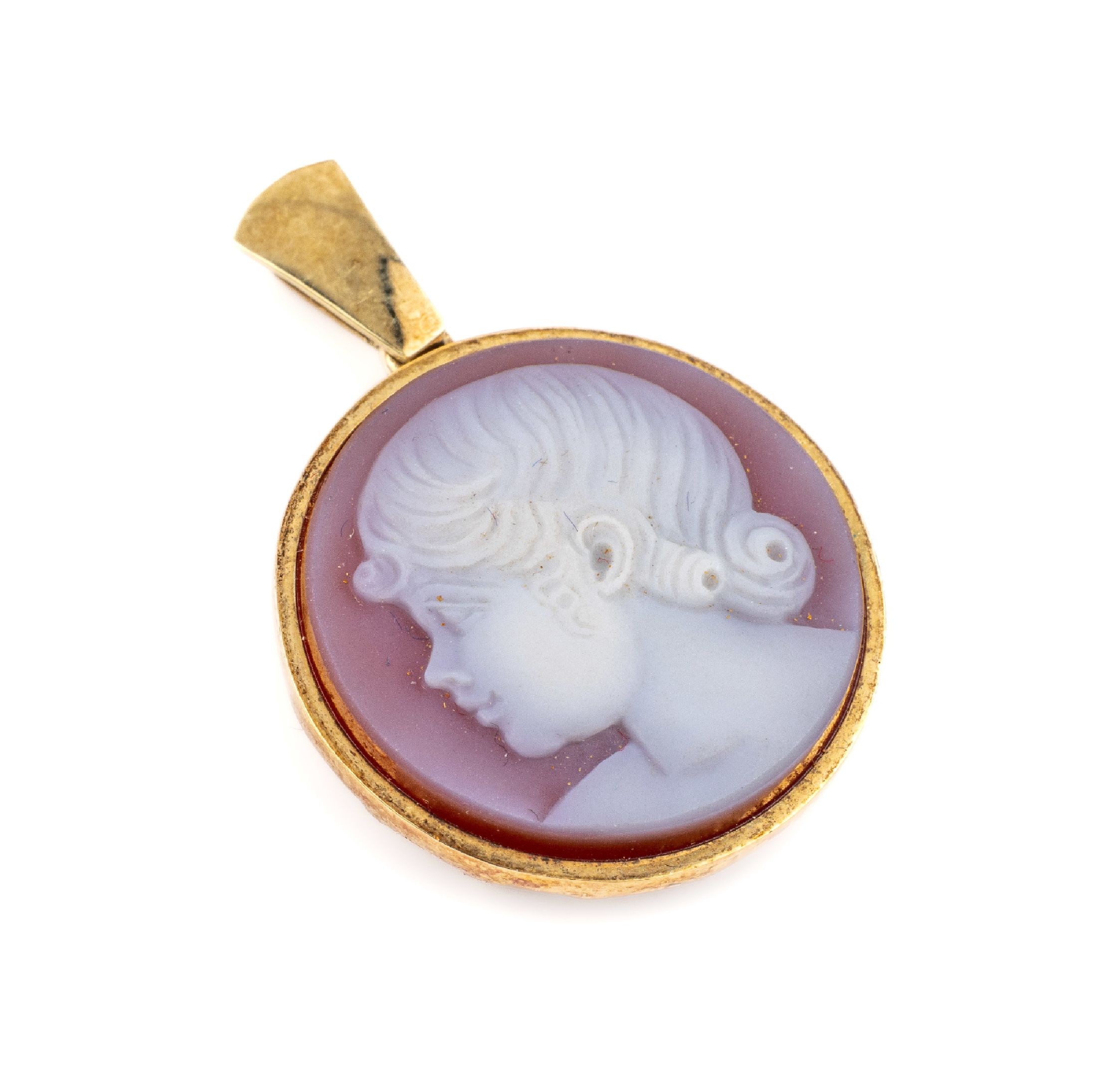 14 kt Gold Kamee-Anhänger, GG 585/000, schlicht, rund, Lagensteinkamee mit Darstellung eines jungen Mädchen im Profil, D.ca. 2.4 cm, ca. 6.7 g