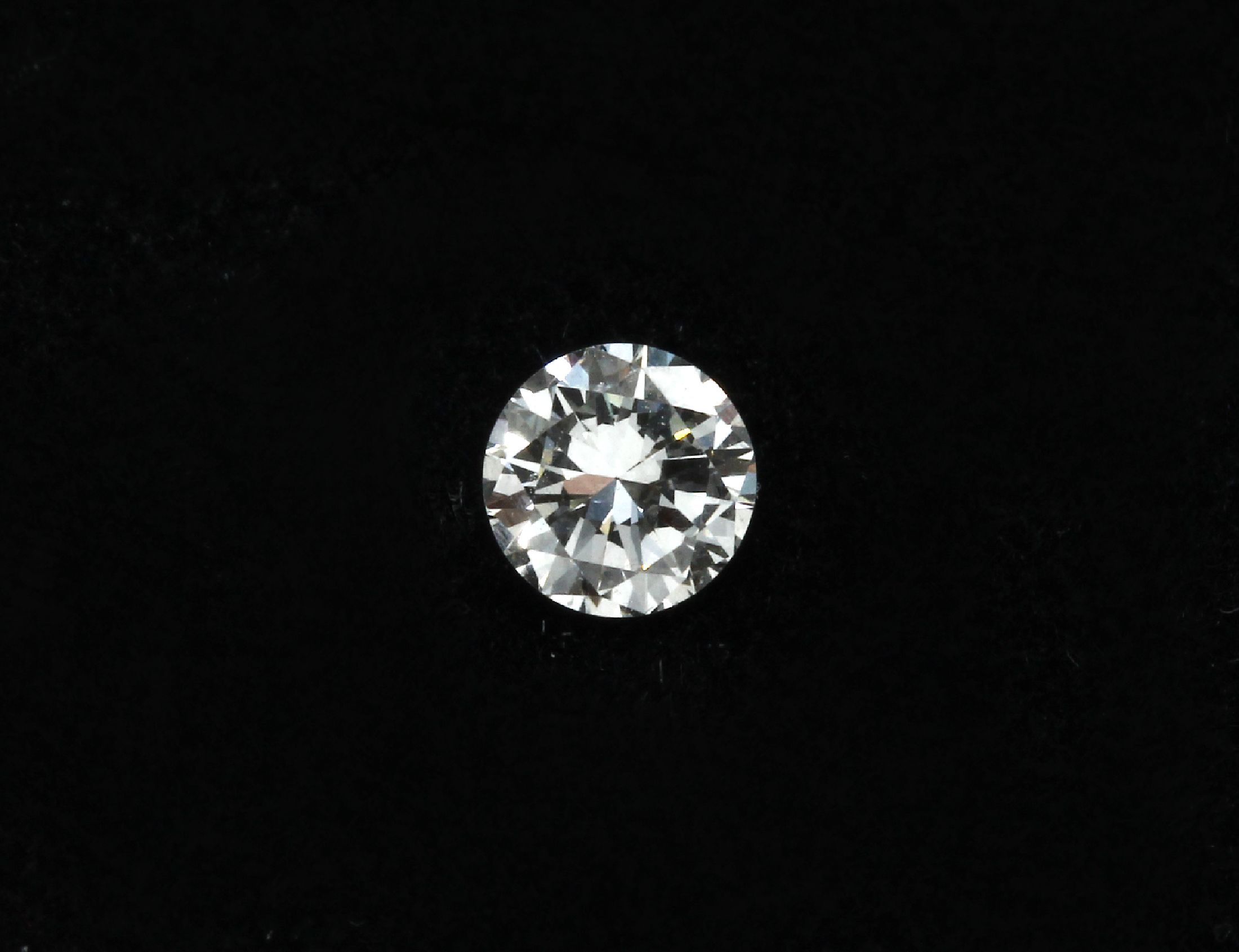 Detail a: Loser Brillant, ca. 0.43 ct Weiß/vs