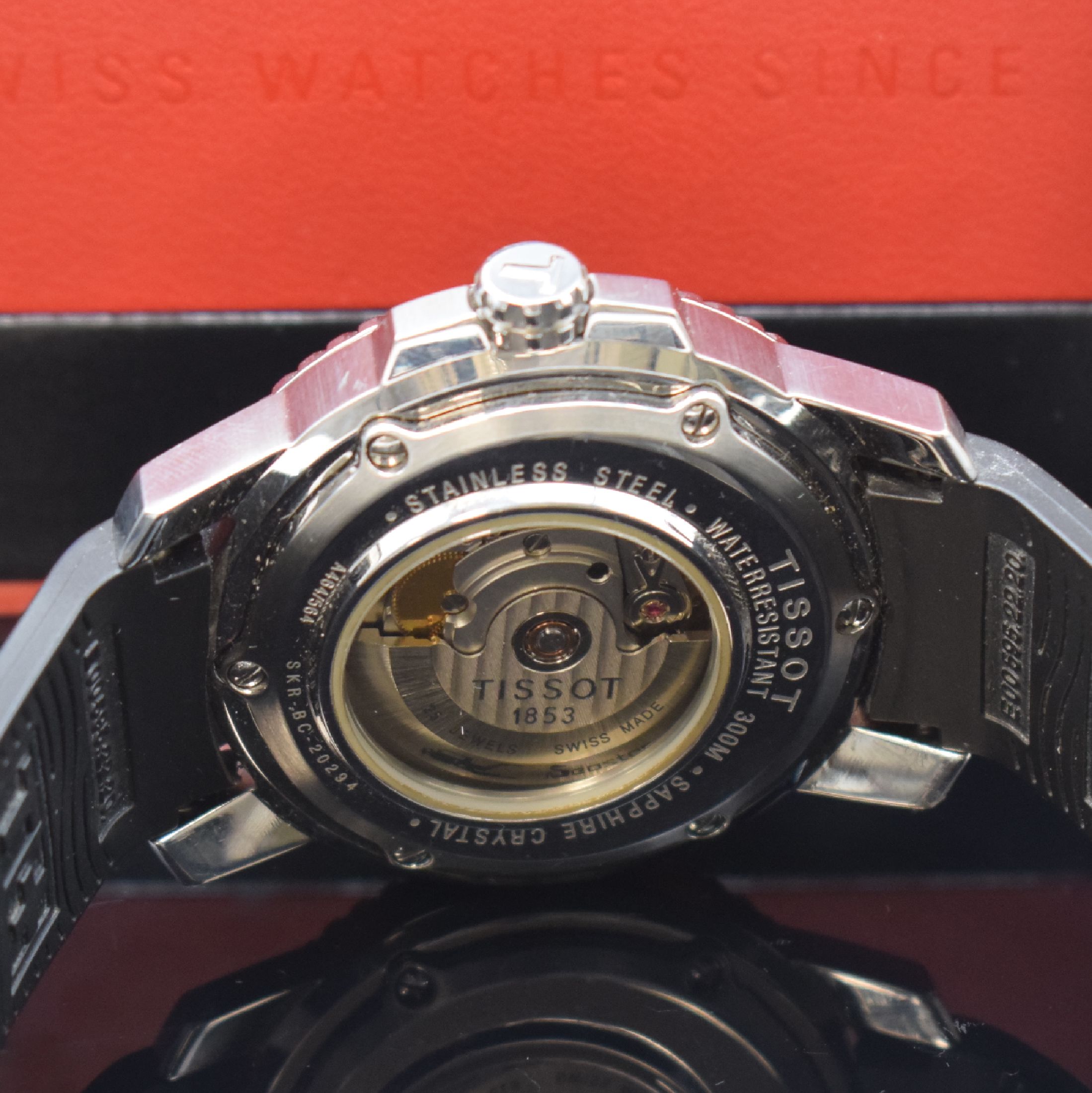 Detail d: TISSOT Herrenarmbanduhr Seastar 1000, Automatik, Schweiz um 2005, beids. vergl. Edelstahlgeh. inkl. orig. Kautschukband m. orig. Faltschl., zus. ...