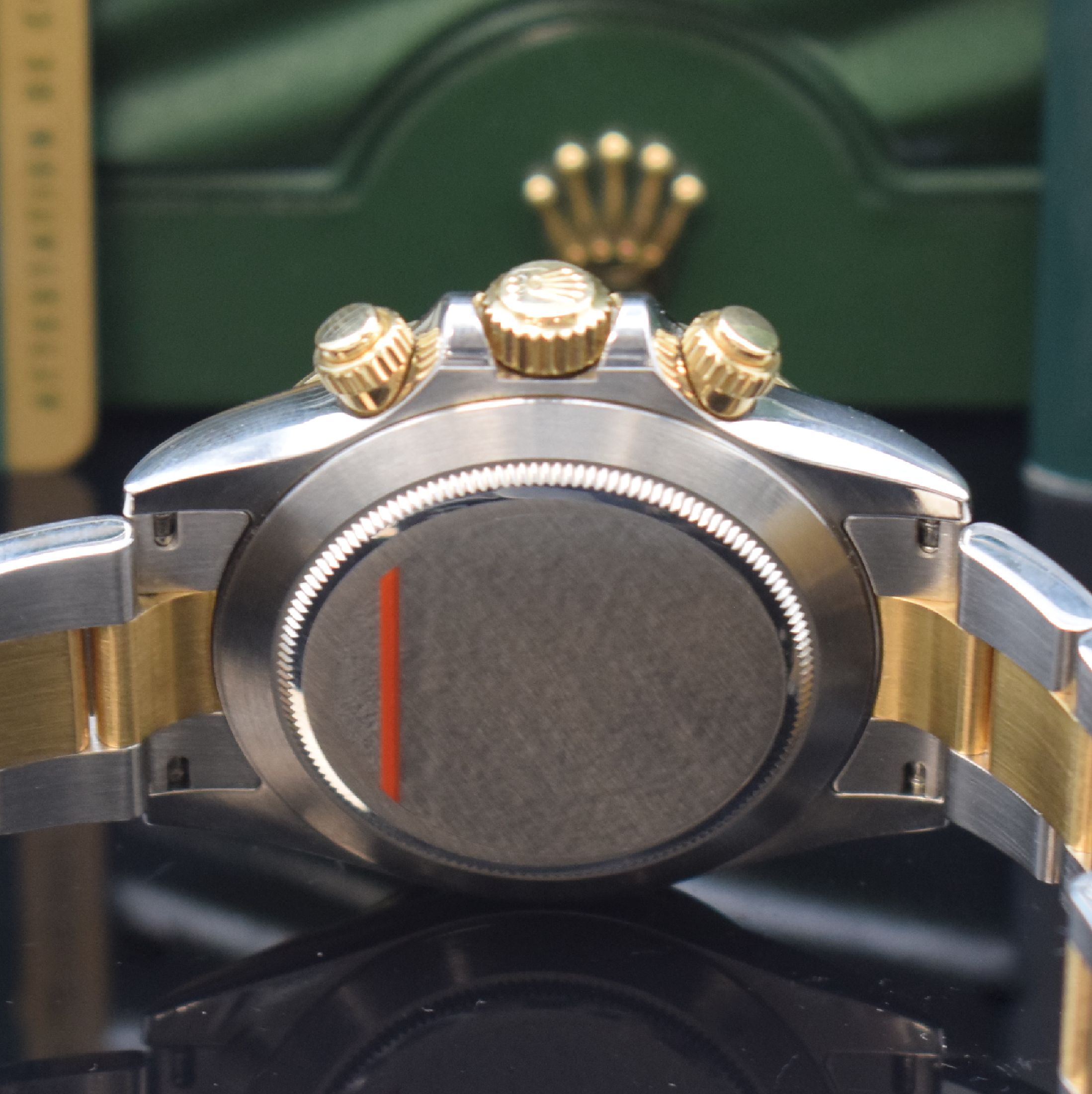 Detail e: ROLEX Herrenarmbanduhr Oyster Perpetual Cosmograph Daytona Referenz 116523, Automatik, Random-Serie, Chronometer der Superlative in Edelstahl/Gold ...