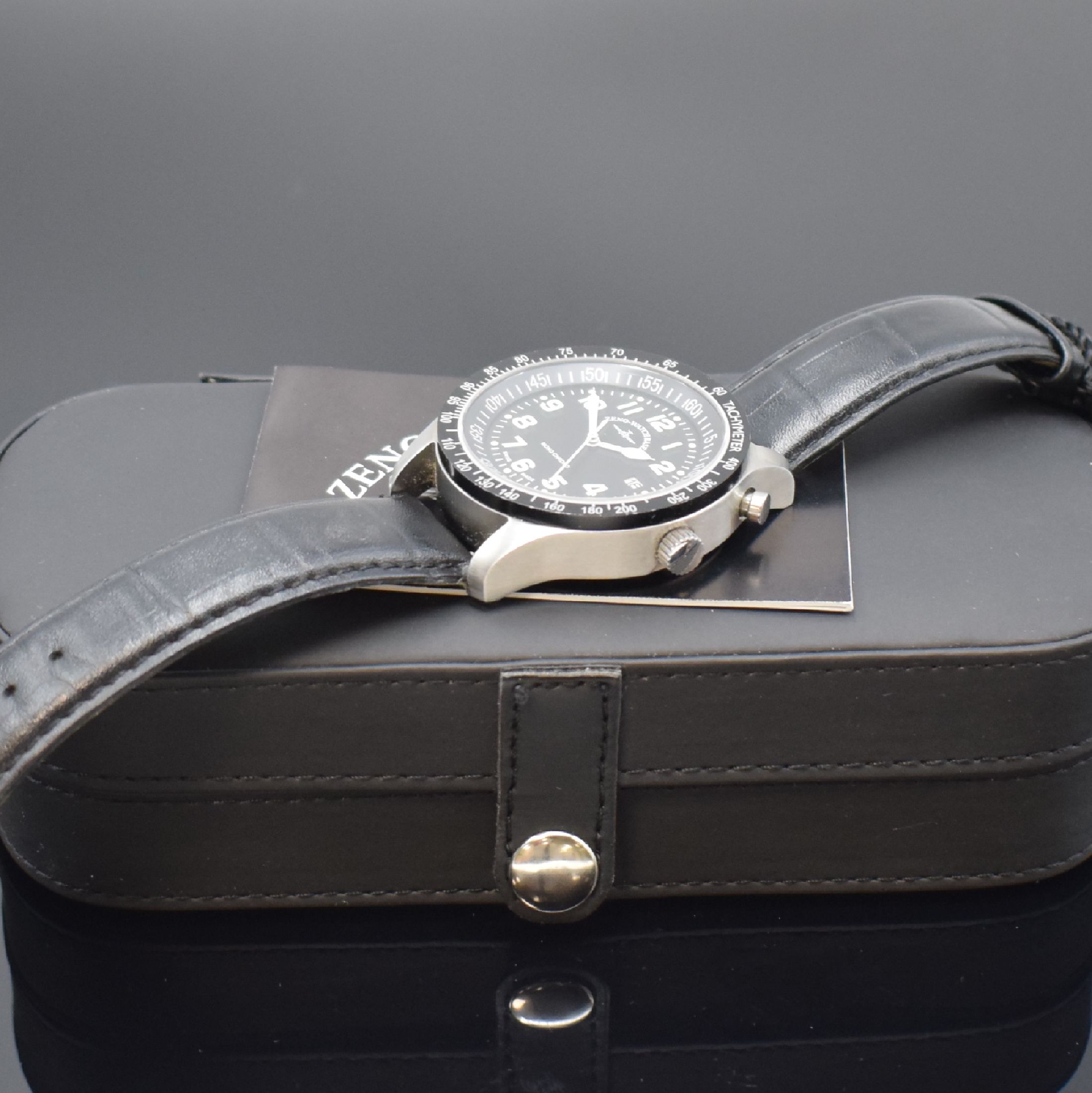 Detail d: ZENO-WATCH BASEL seltene, auf 400 Stück limitierte Herrenarmbanduhr Monochrono Referenz 3851, Handaufzug, Schweiz um 2020, Edelstahlgeh. inkl. ...