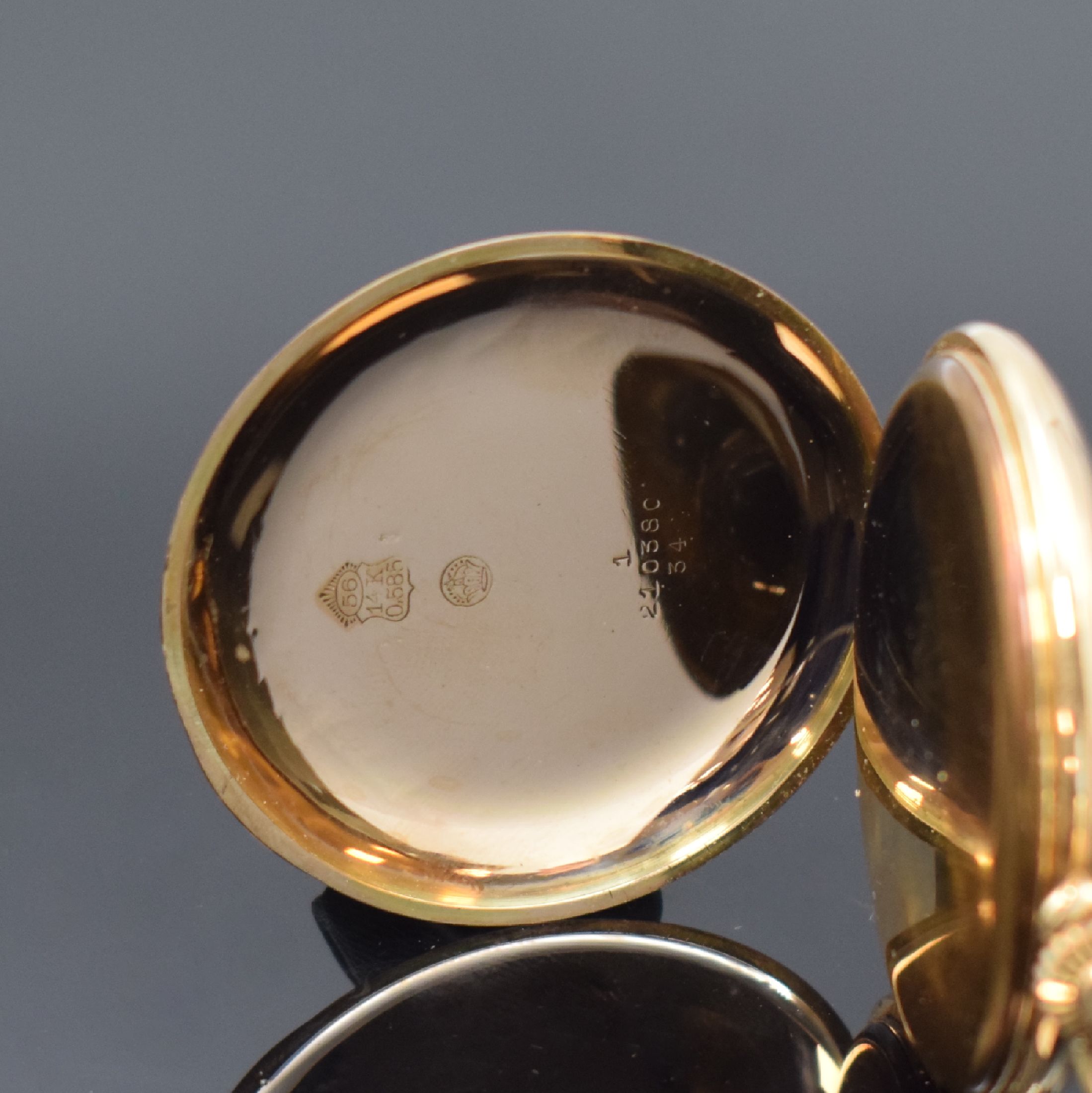 Detail b: Savonette Herrentaschenuhr in RoseG 585/000, Schweiz um 1920, glattes 2-Deckel Goldgeh. l. dell., verg. Cuv., verg. Zifferbl. m. gold. ...