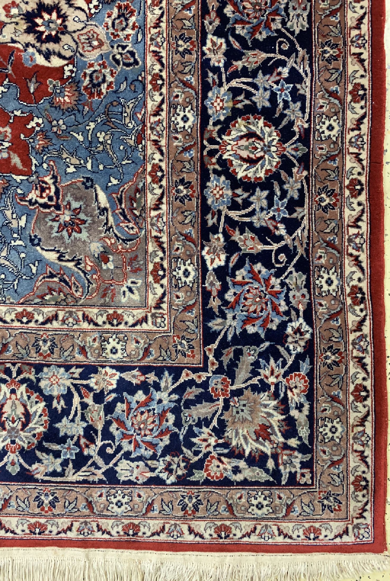 Detail a: Esfahan fein, China, ca. 50 Jahre, Korkwolle auf Baumwolle, ca. 276 x 188 cm, EHZ: 2