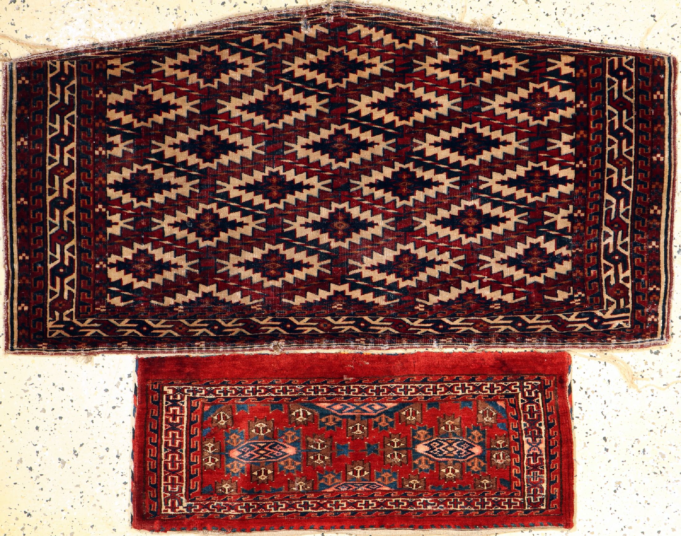 Konvolut Asmalyk & Torba, Turkmenistan, 19.Jhd, Wolle auf Wolle, ca. 128 x 66 cm & ca. 83 x 35 cm, EHZ: 4