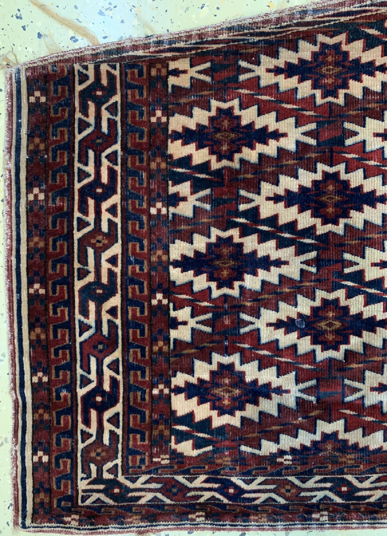 Detail b: Konvolut Asmalyk & Torba, Turkmenistan, 19.Jhd, Wolle auf Wolle, ca. 128 x 66 cm & ca. 83 x 35 cm, EHZ: 4
