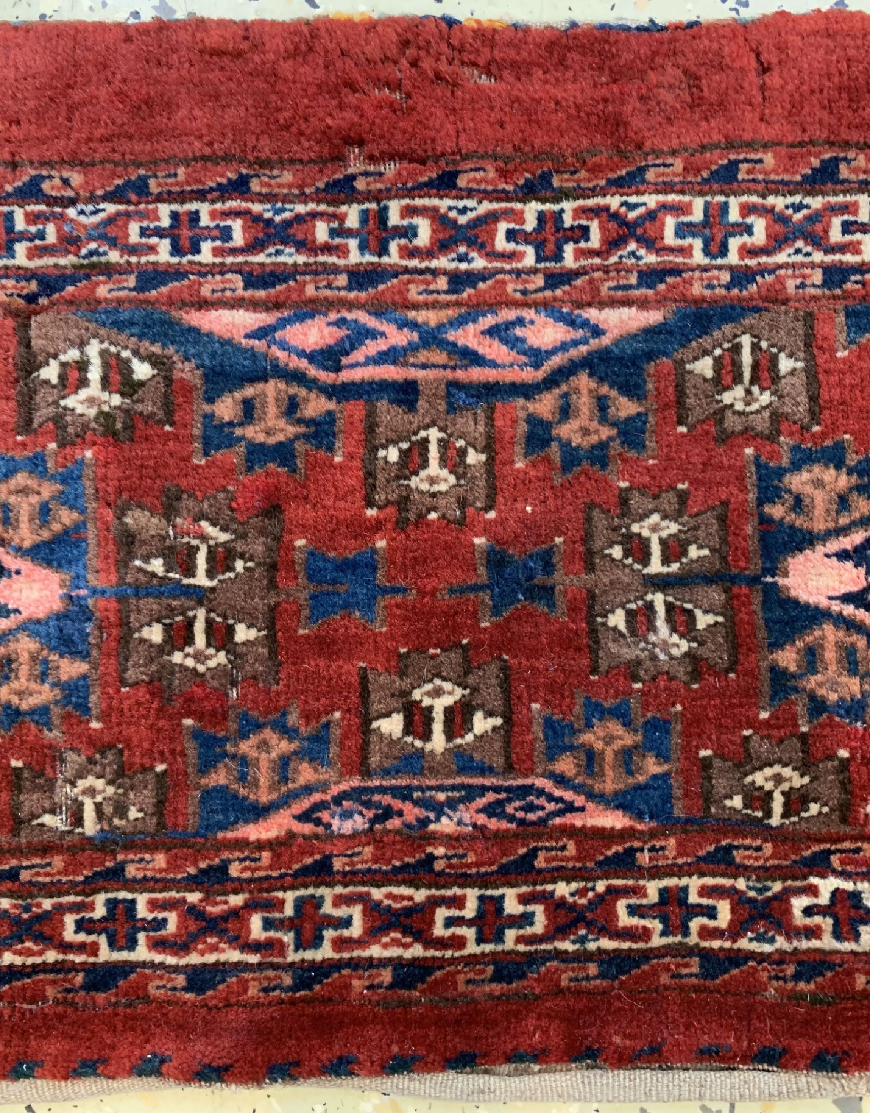 Detail f: Konvolut Asmalyk & Torba, Turkmenistan, 19.Jhd, Wolle auf Wolle, ca. 128 x 66 cm & ca. 83 x 35 cm, EHZ: 4