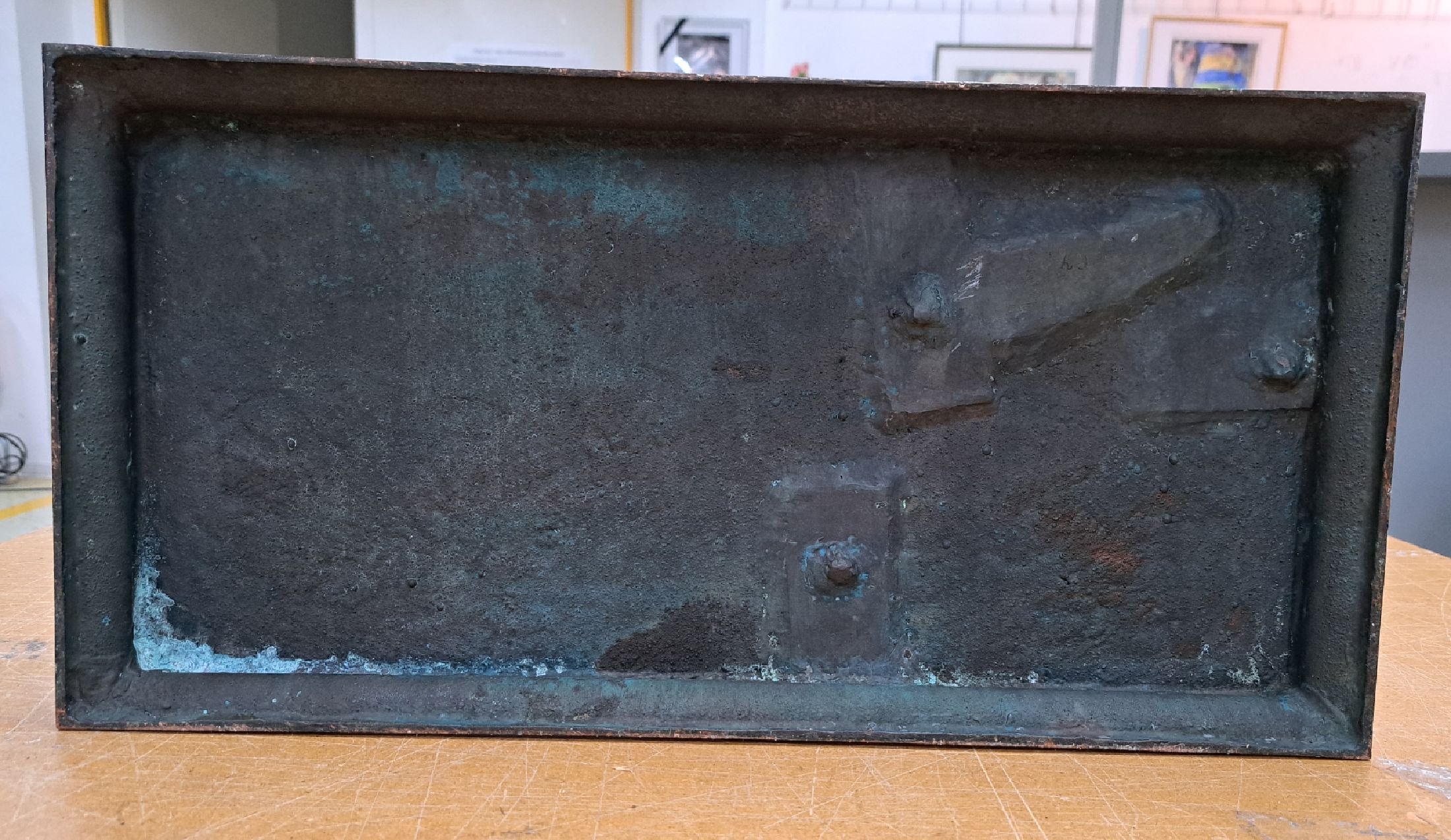 Detail e: Große Skulptur nach antikem Vorbild, Bacchantin auf einem Panther reitend, Galvano-Plastik, schwere Qualität, ca. 50x52x26cm, repräsentativ