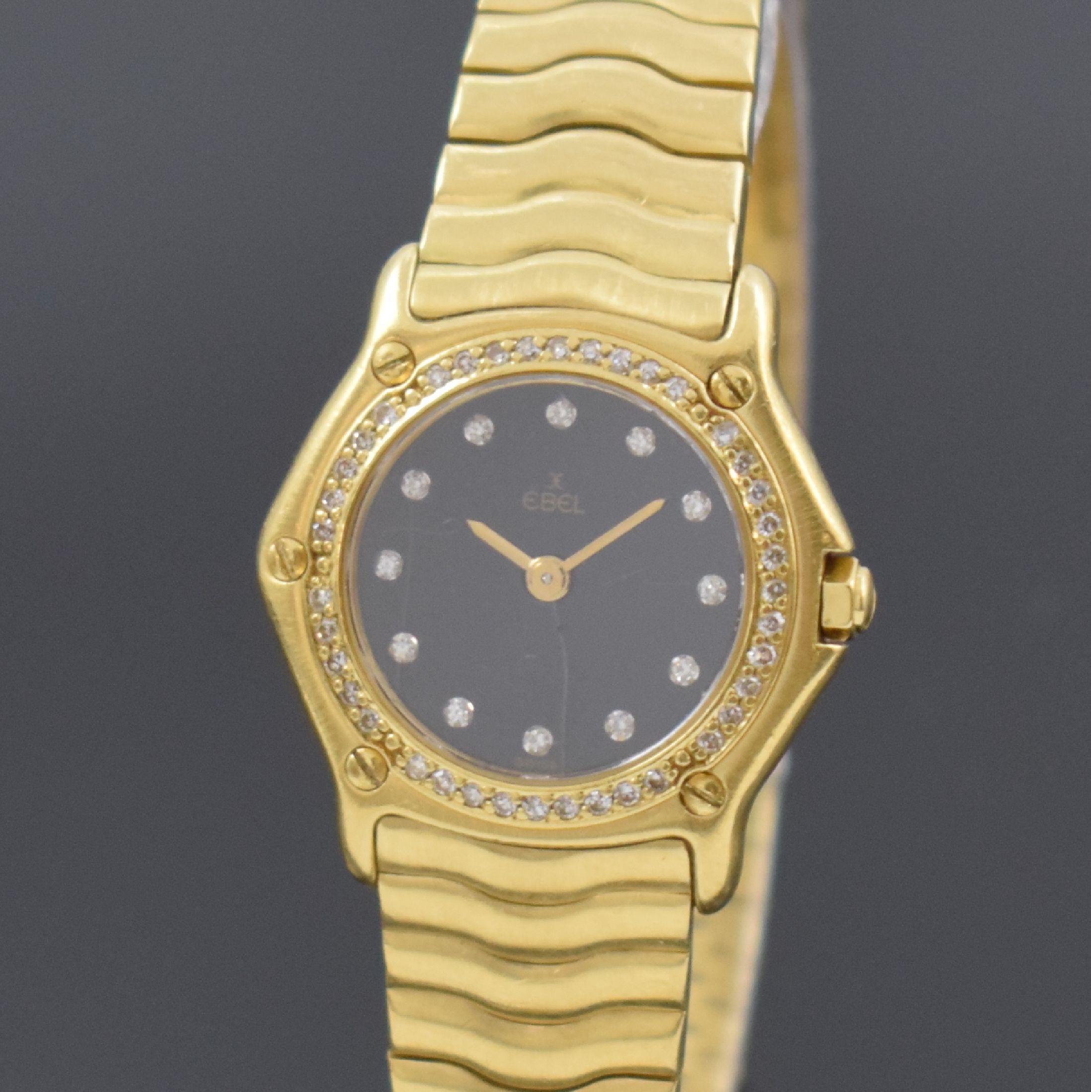 Detail a: EBEL Damenarmbanduhr Sportwave in GG 750/000 an Goldband Referenz 866902X, Schweiz um 1995, quarz, massives Monocogue-Goldgehäuse inkl. ...