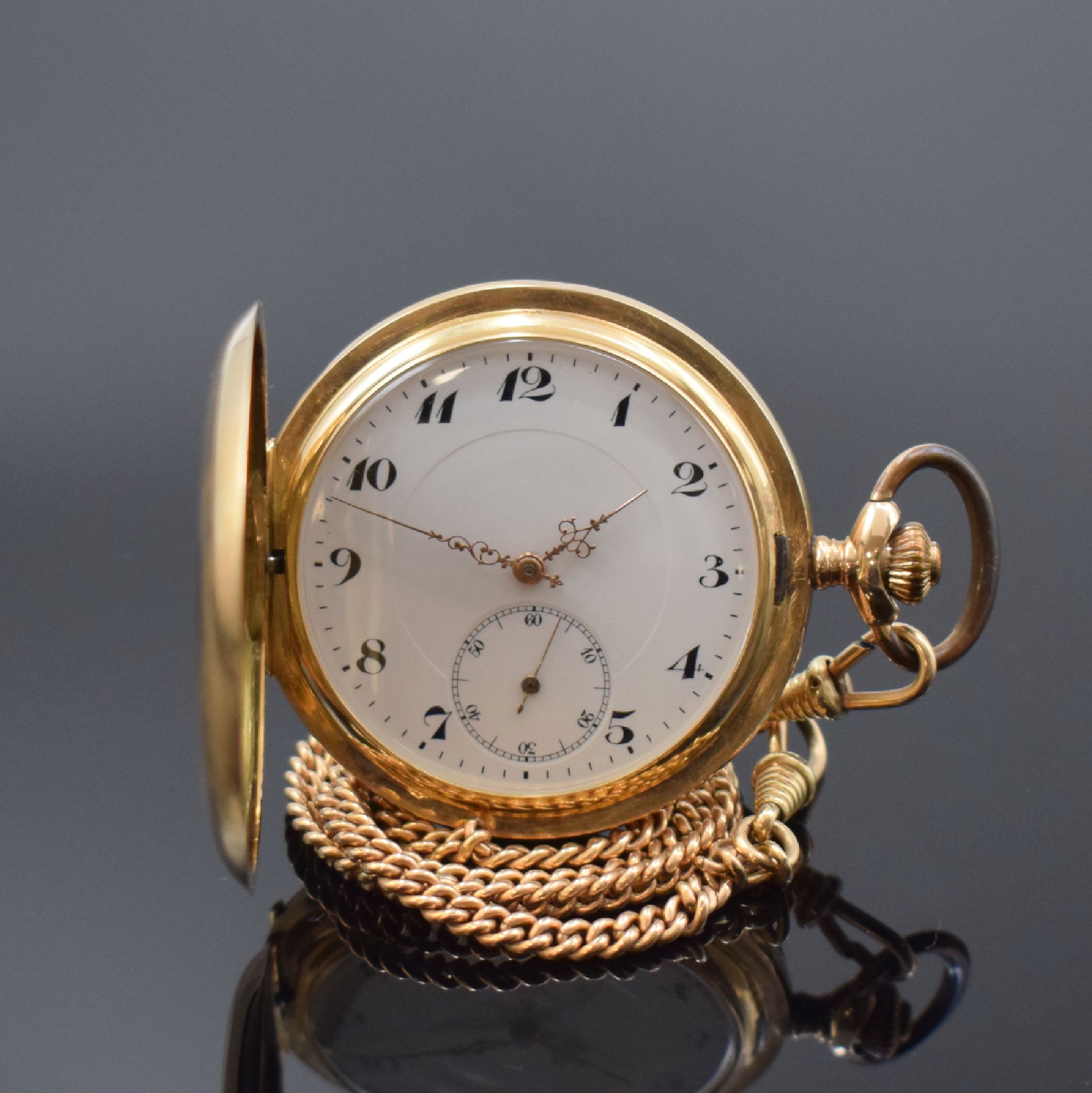 SAVONETTE in RoseG 585/000, Schweiz um 1910, 3-Deckel Goldgeh., Emailzifferbl. m. arab. Zahlen, gold. Zeiger, verg. Werk, Schr.-Unr., Breguet-Sp., D. ...