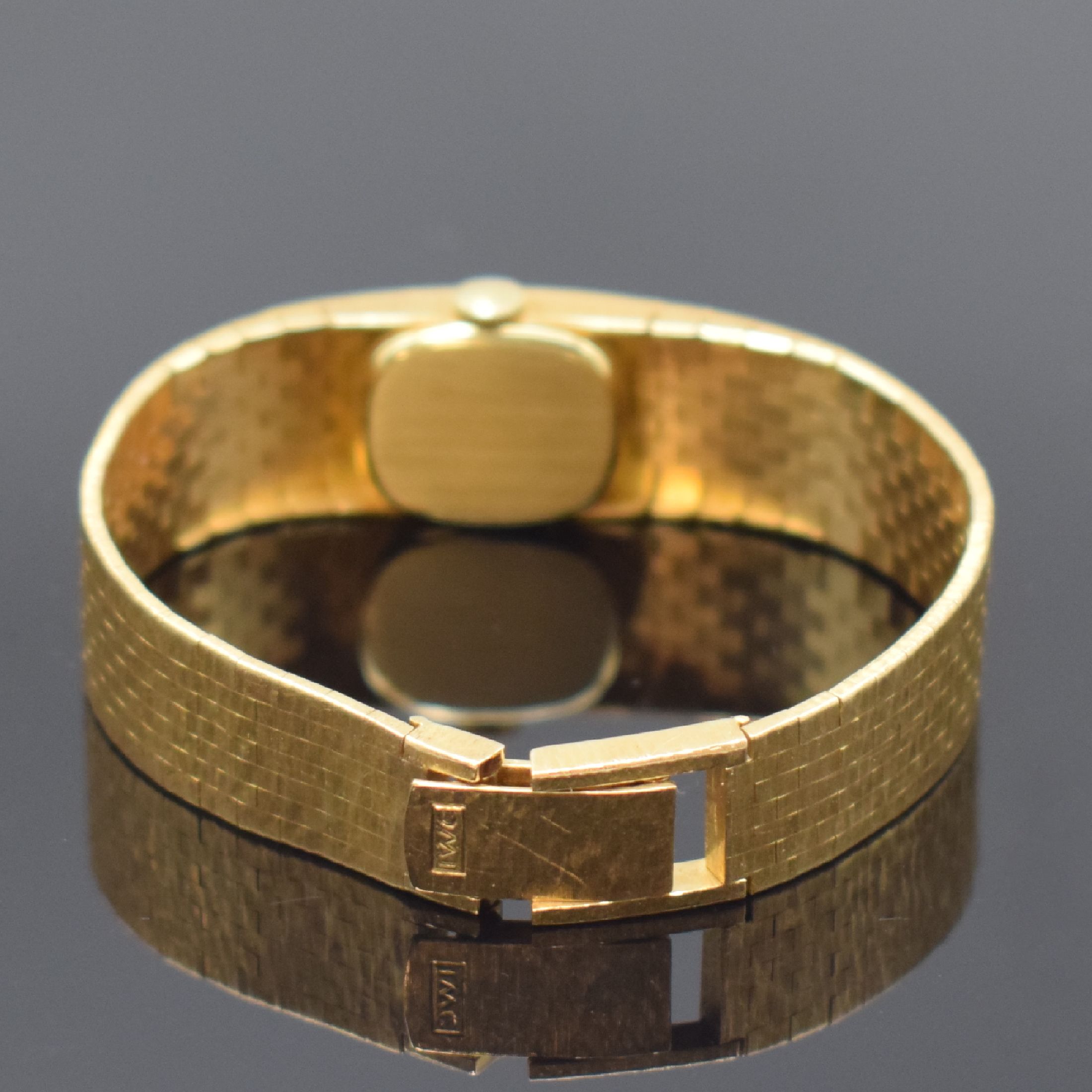 Detail b: IWC Damenarmbanduhr in GG 750/000 mit Kaliber 431, Schweiz um 1965, Handaufzug, 2-teil. Geh., Boden aufgedr., gold. Zifferbl. m. aufges. Std.-Ind., ...