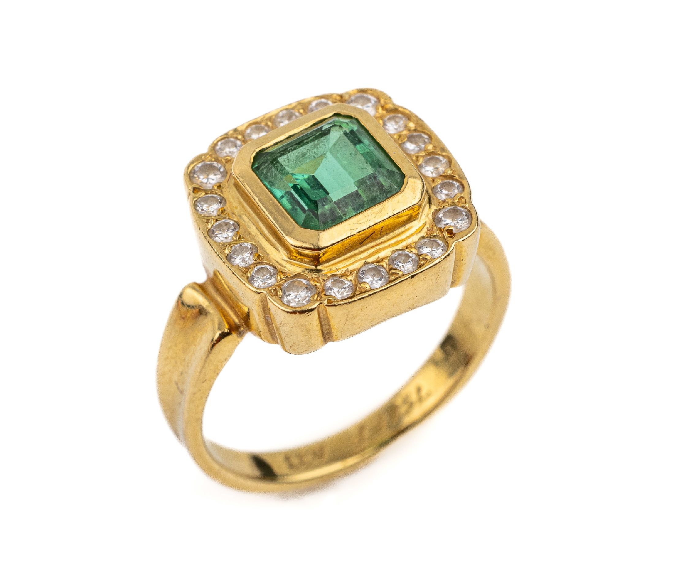18 kt Gold Turmalin-Brillant-Ring, GG 750/000, mittig facett. Turmalin ca. 0.80 ct, umgeben von 20 Brillanten zus. ca. 0.33 ct (grav.) Weiß/si, RW ...