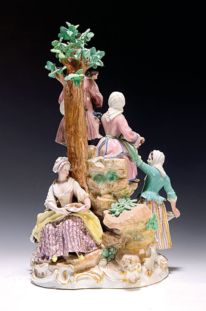 Detail a: Große Porzellangruppe, Meissen, 18. Jh., Entwurf Elias Zeißig, genannt Schenau, 1734 -1806, Gärtnergruppe, auf Rocaillensockel postionierte ...