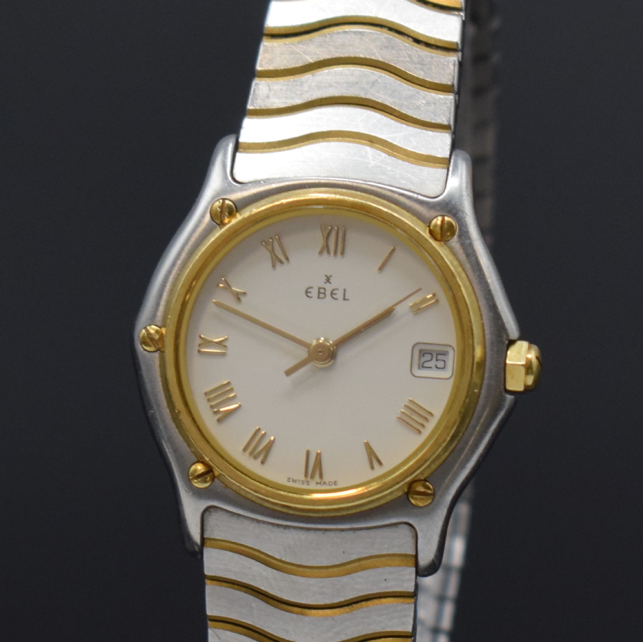 Detail a: EBEL Sport Classique Damenarmbanduhr in Edelstahl und GG 750/000 Referenz 1087121, Schweiz um 1995, quarz, Stülpgeh. m. 5-fach verschr. GG-Lünette, ...