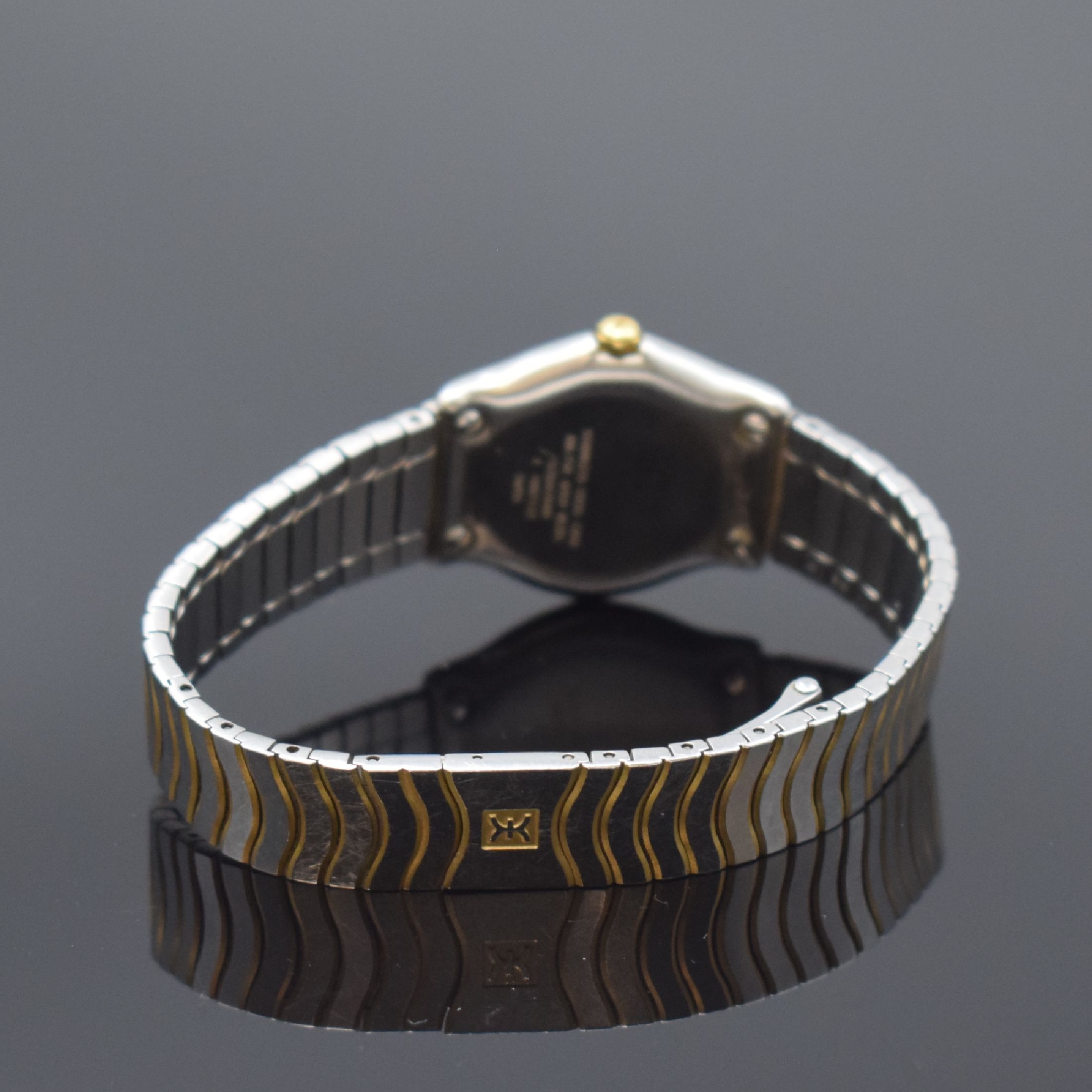 Detail b: EBEL Sport Classique Damenarmbanduhr in Edelstahl und GG 750/000 Referenz 1087121, Schweiz um 1995, quarz, Stülpgeh. m. 5-fach verschr. GG-Lünette, ...